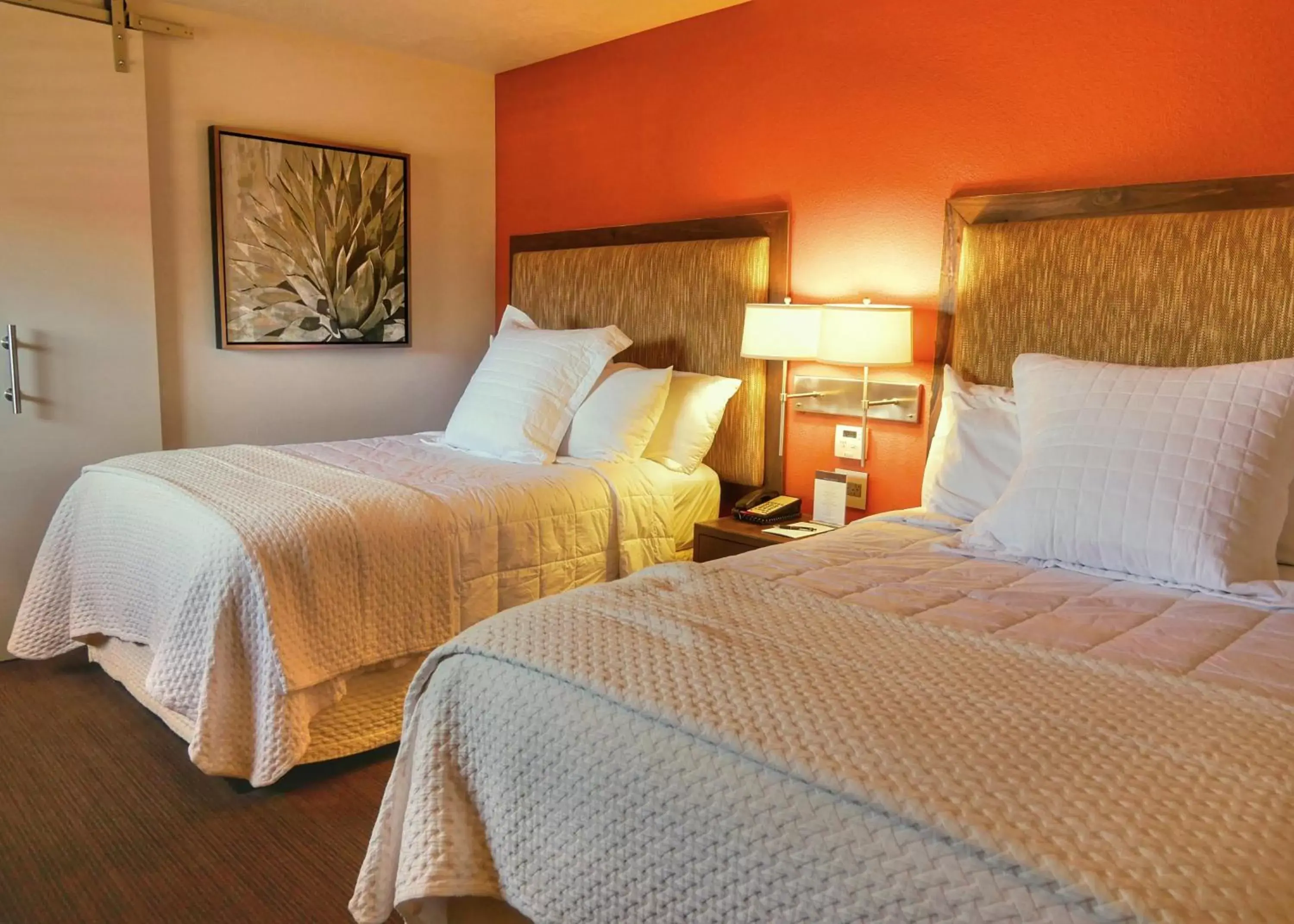 Bedroom, Bed in Red Mountain Resort
