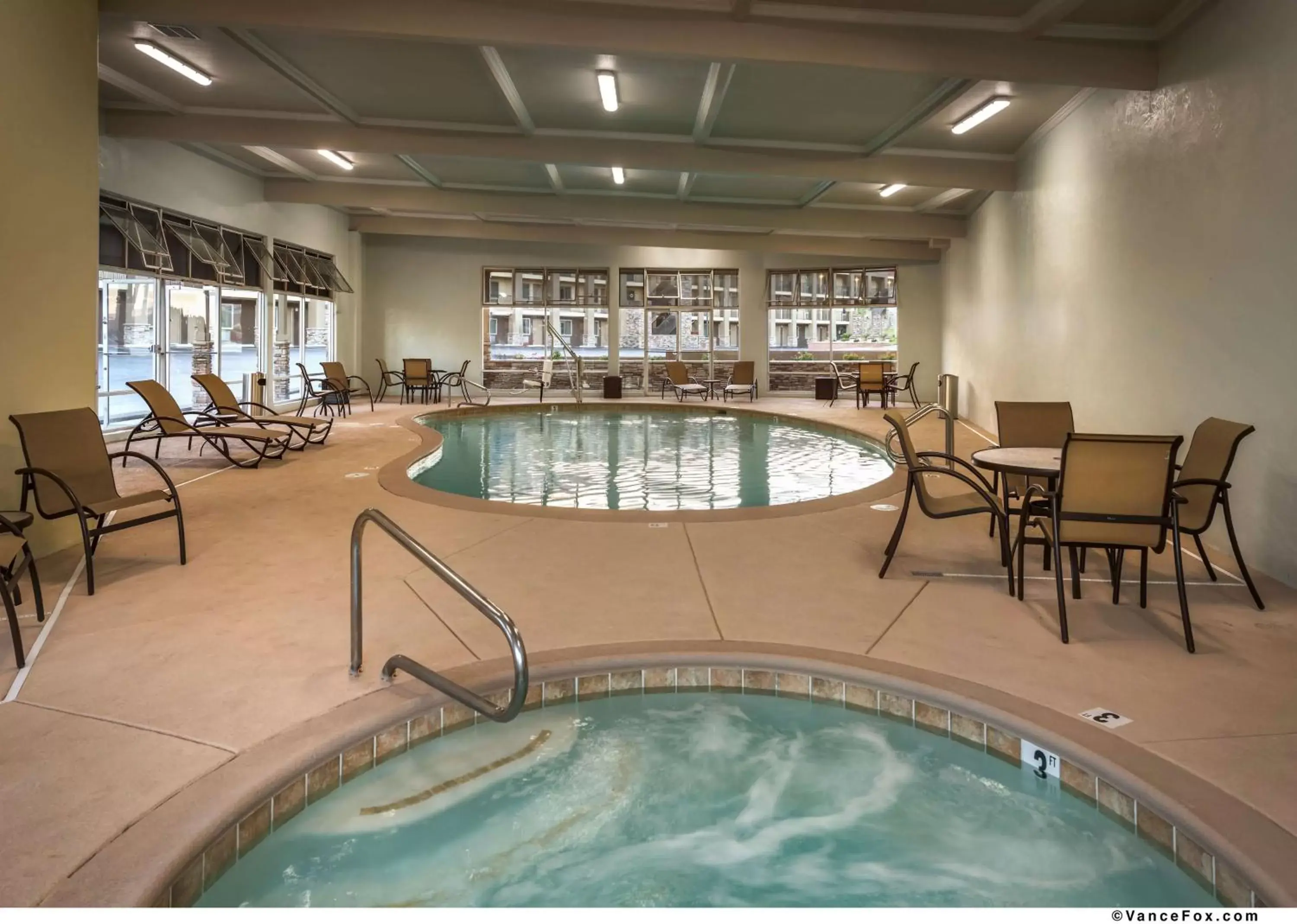 On site, Swimming Pool in Best Western Hoover Dam Hotel
