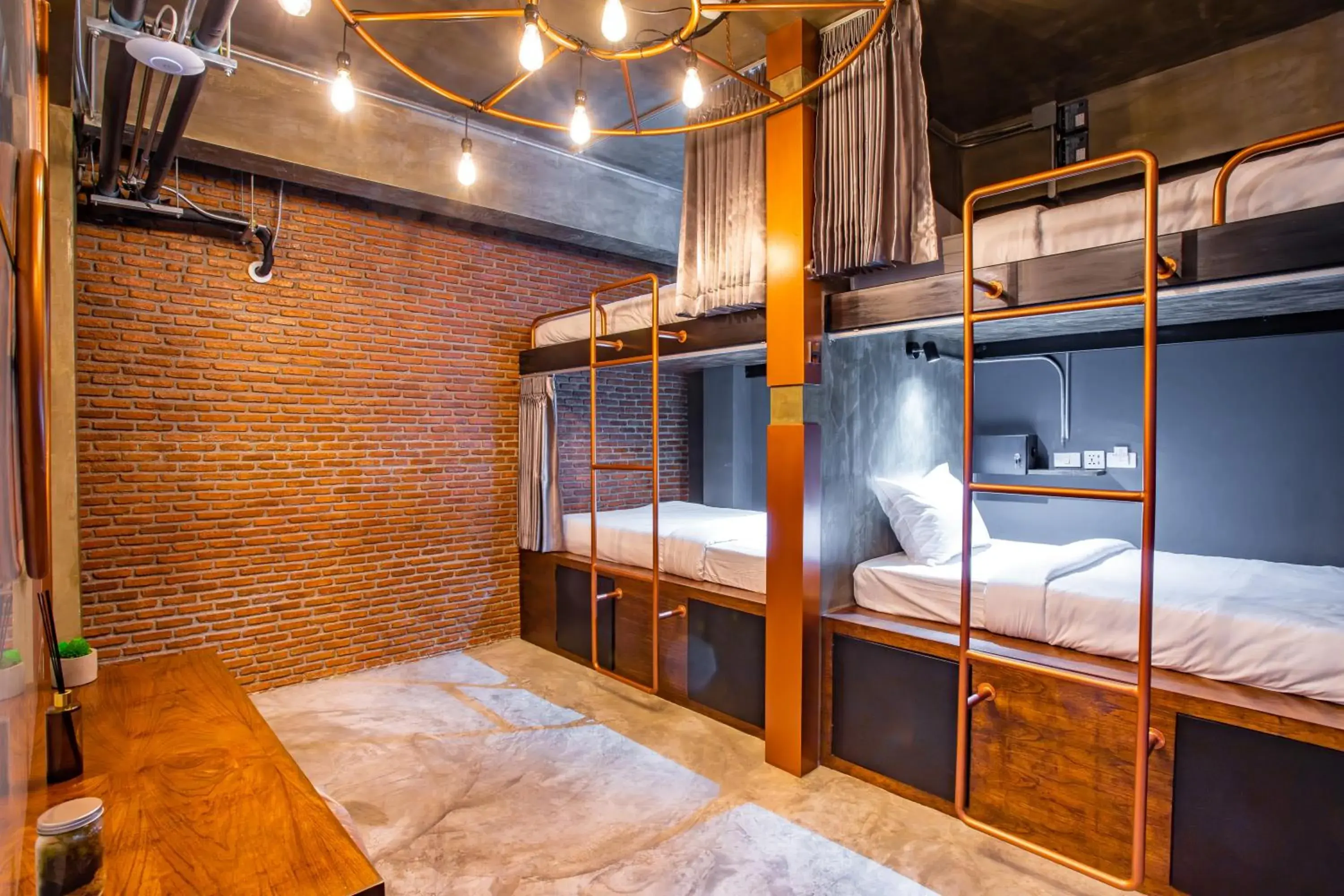 bunk bed in Kaen Hostel