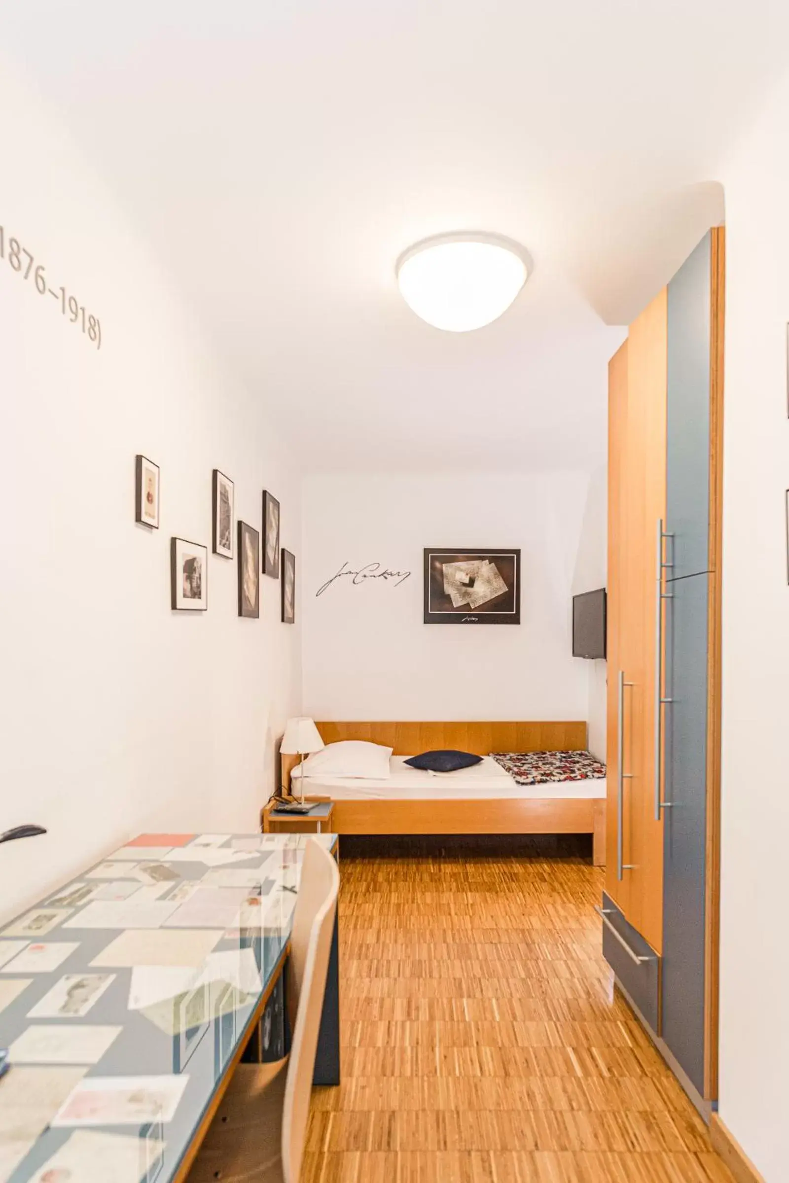 Photo of the whole room, Bed in Hotel Korotan Photo of the whole room, Bed in Hotel Korotan