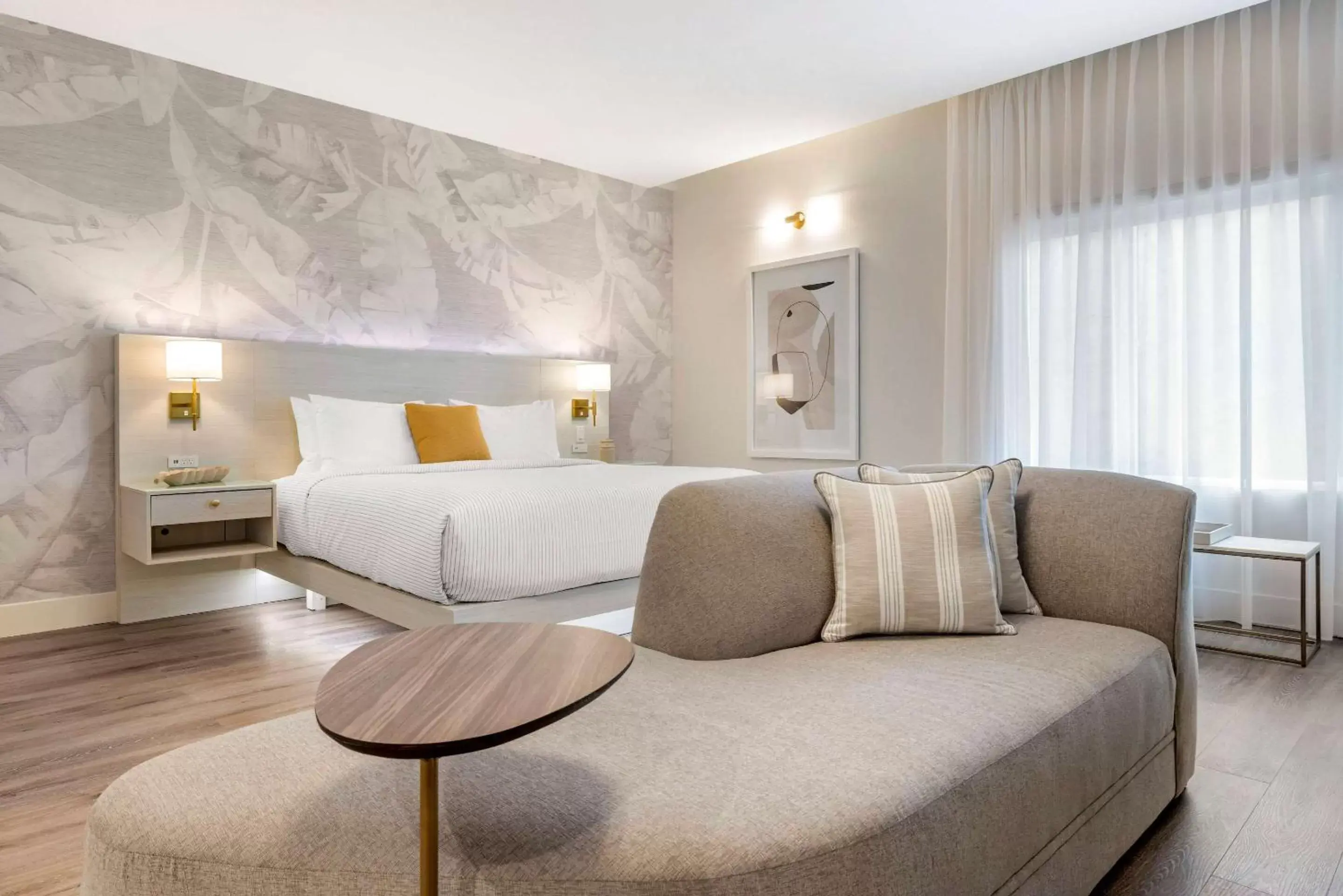 Bedroom, Bed in Cambria Hotel Calabasas