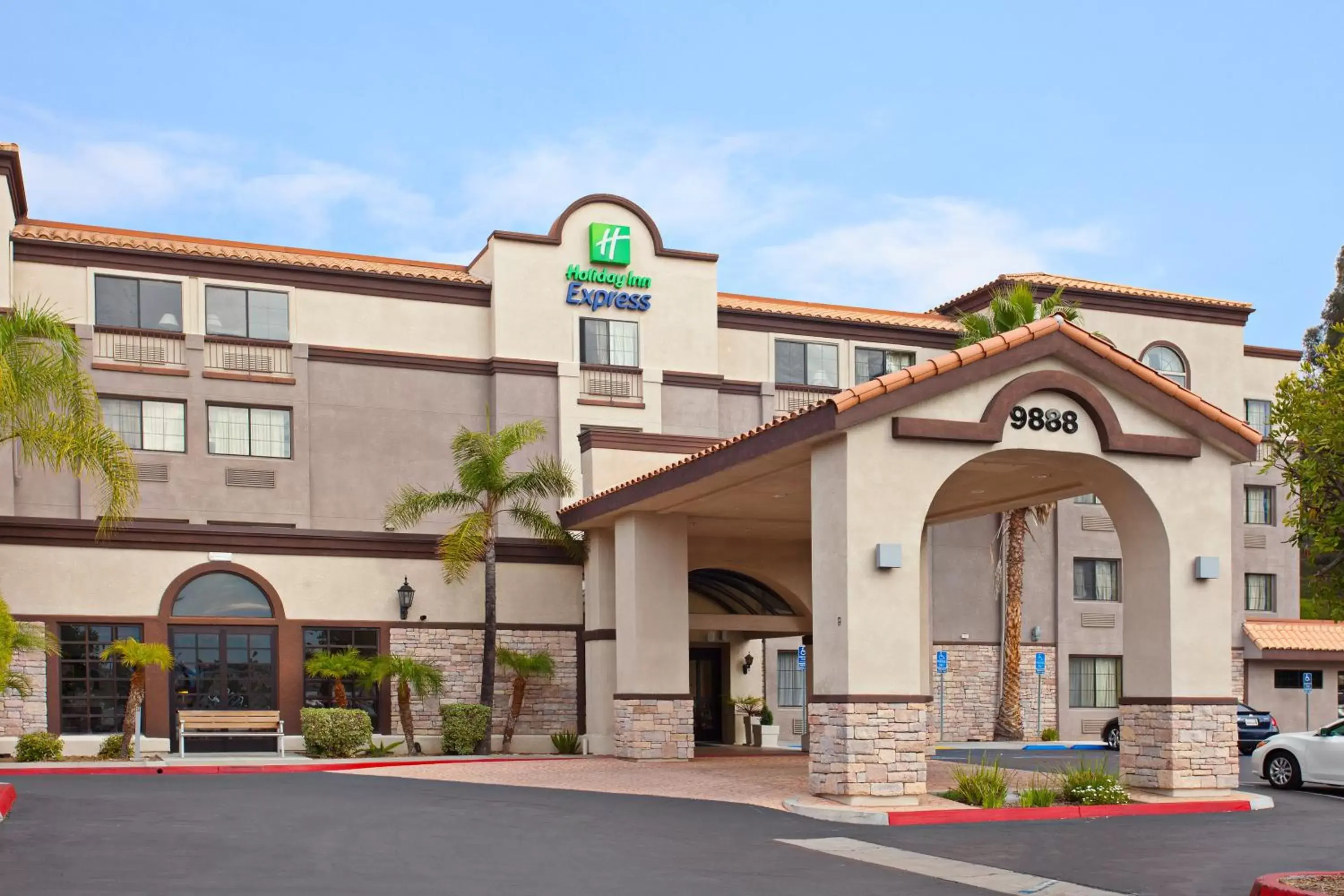 Property Building in Holiday Inn Express Mira Mesa San Diego, an IHG Hotel