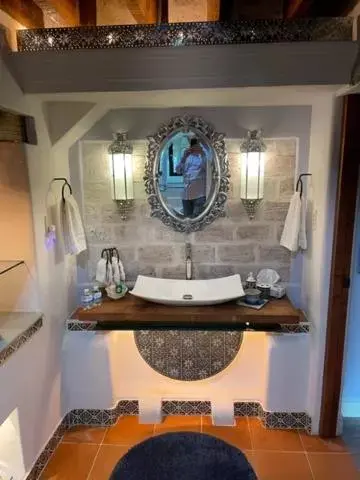 Bathroom in Sanbernabé tres