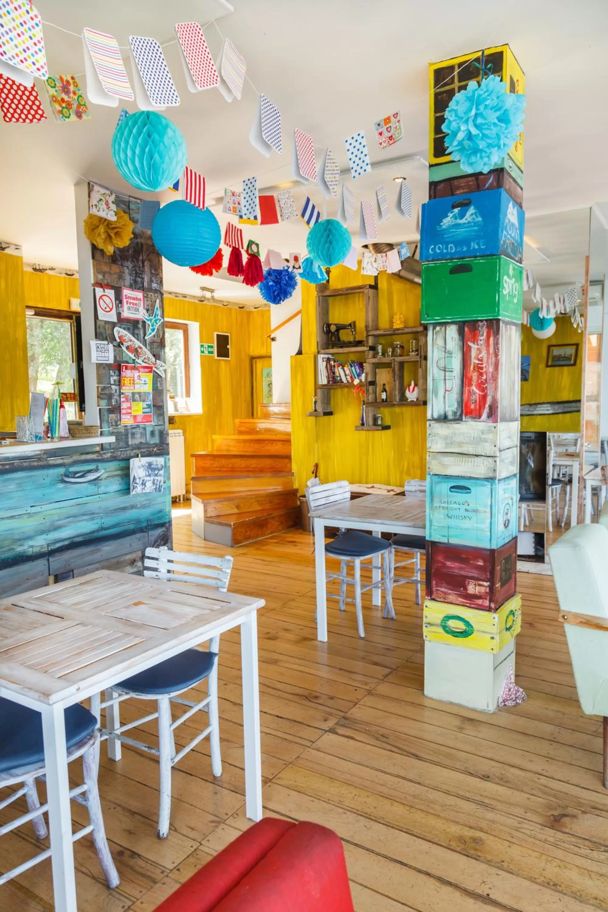 Lounge or bar in ArkaBarka 2- Floating Dream Rooms and Apartments