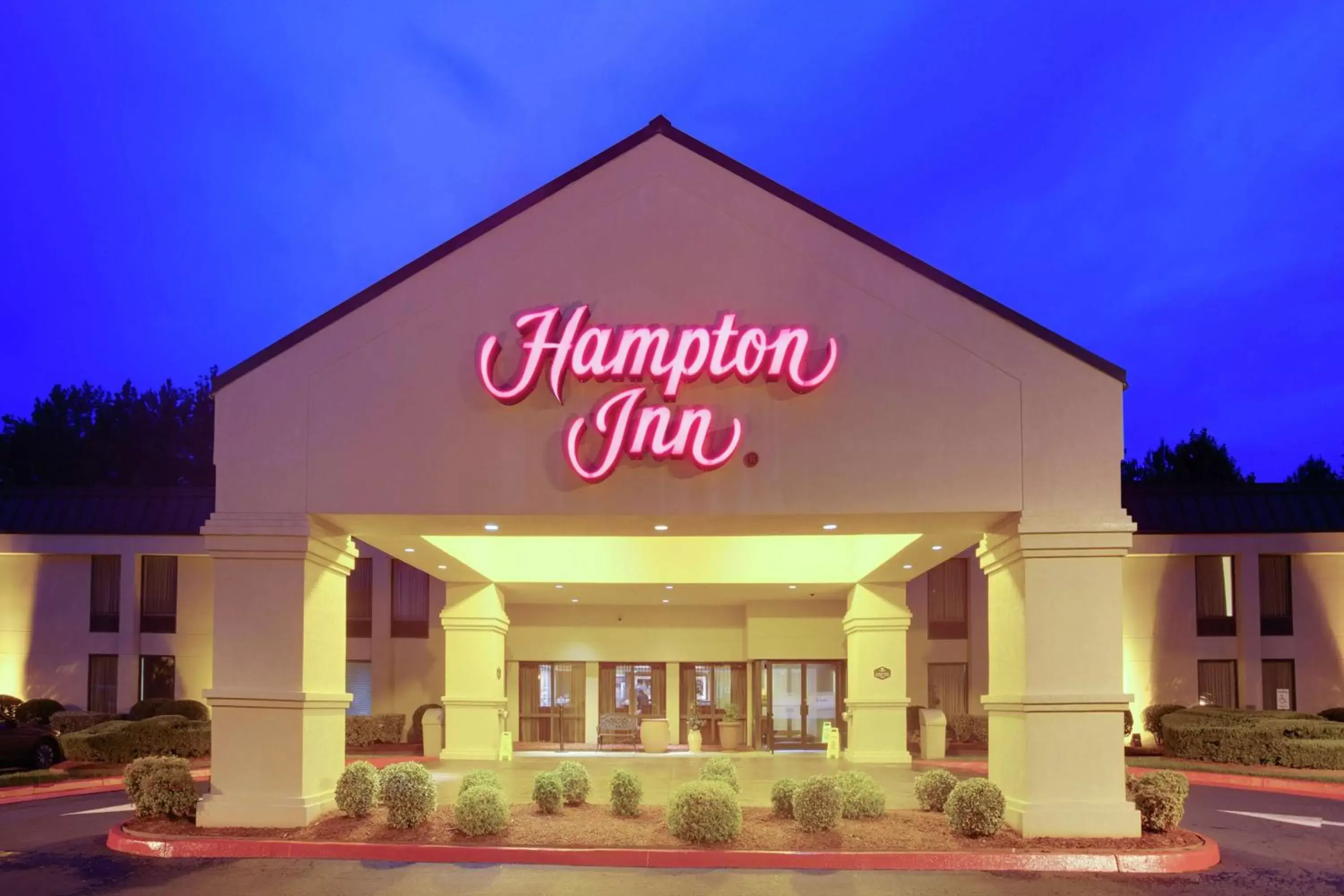 Property Building in Hampton Inn Chester