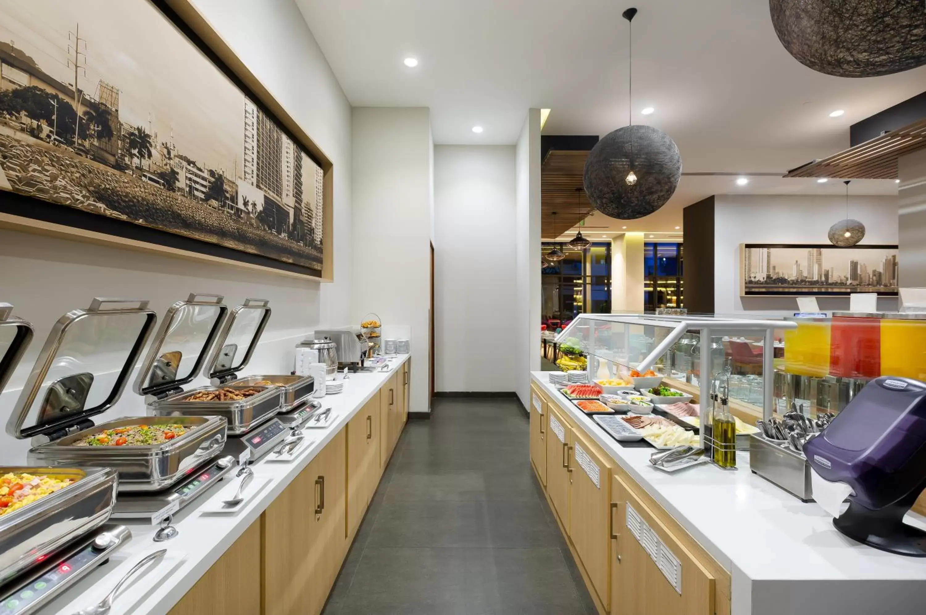 Breakfast in Holiday Inn Panama Distrito Financiero by IHG Breakfast in Holiday Inn Panama Distrito Financiero by IHG