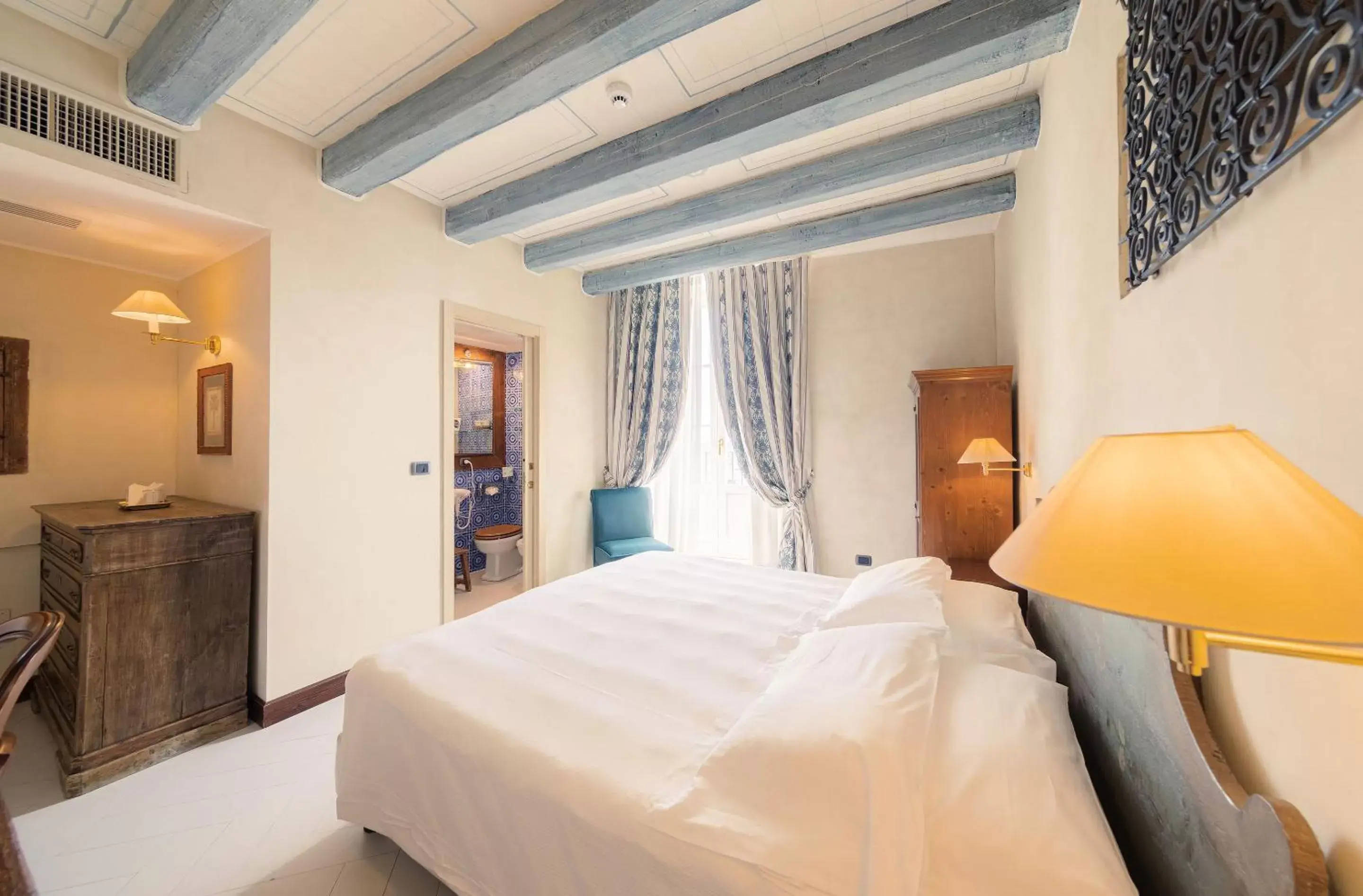 Bedroom, Bed in Algilà Ortigia Charme Hotel