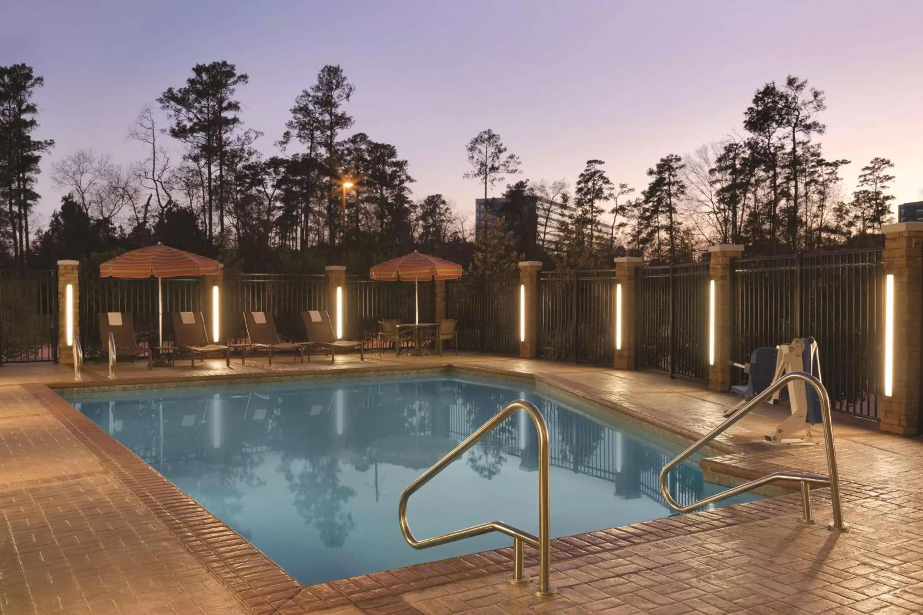 Swimming pool in Hyatt Place Houston/The Woodlands Swimming pool in Hyatt Place Houston/The Woodlands