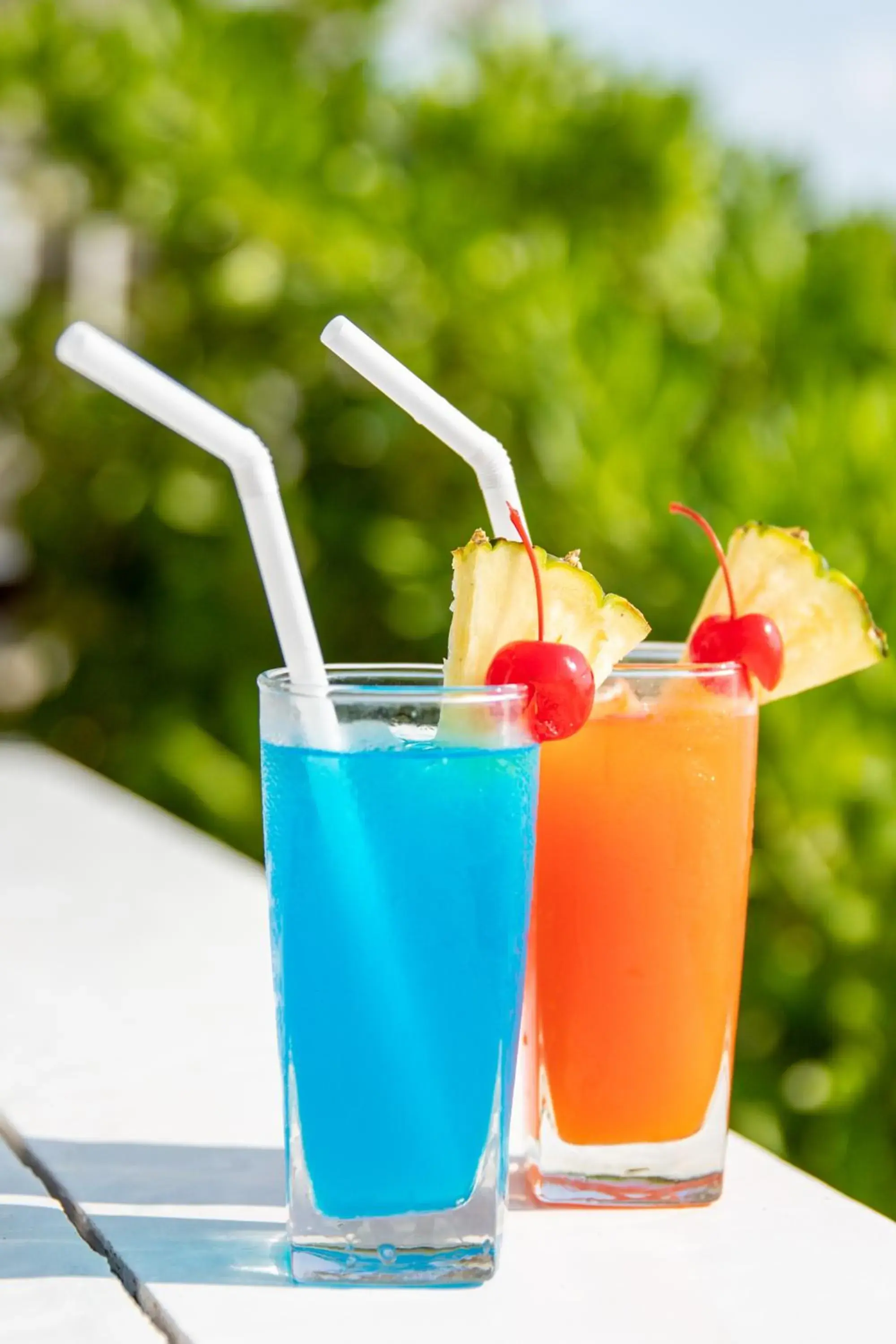 Drinks in Xanadu Beach Resort Koh Lan