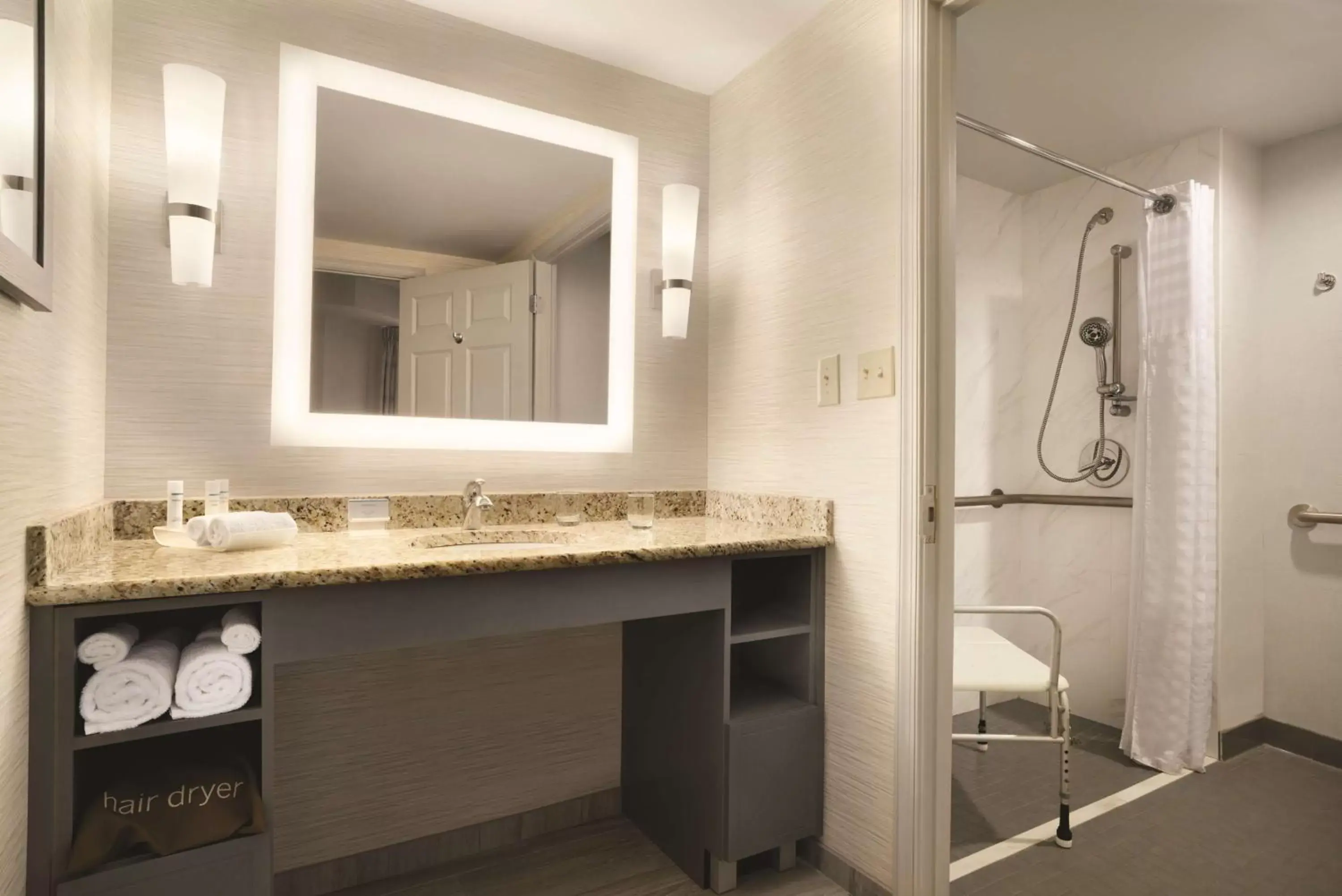 Bathroom in Homewood Suites Williamsburg Bathroom in Homewood Suites Williamsburg