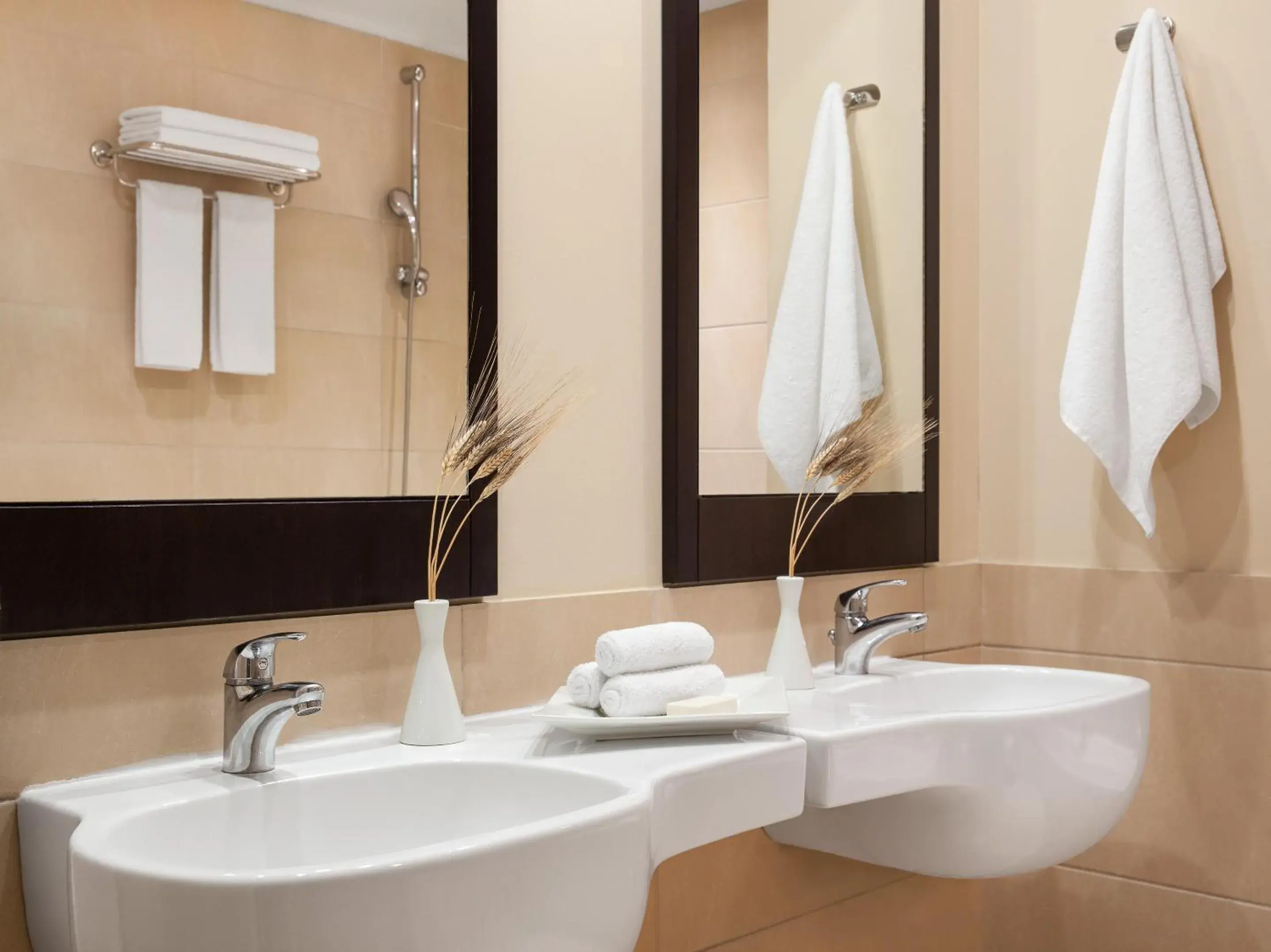 Bathroom in Grecotel Filoxenia Hotel