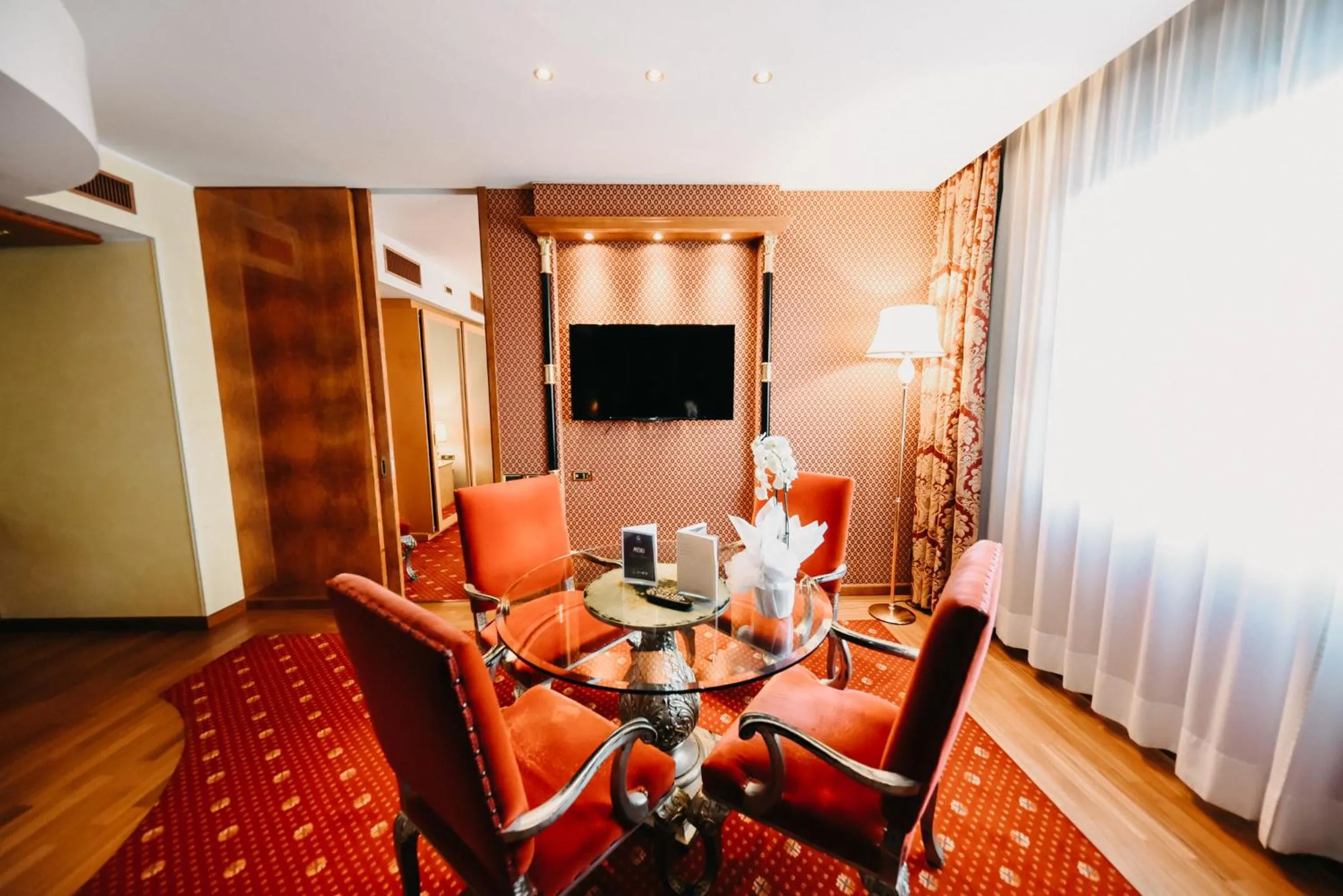 TV and multimedia in SHG Hotel Antonella