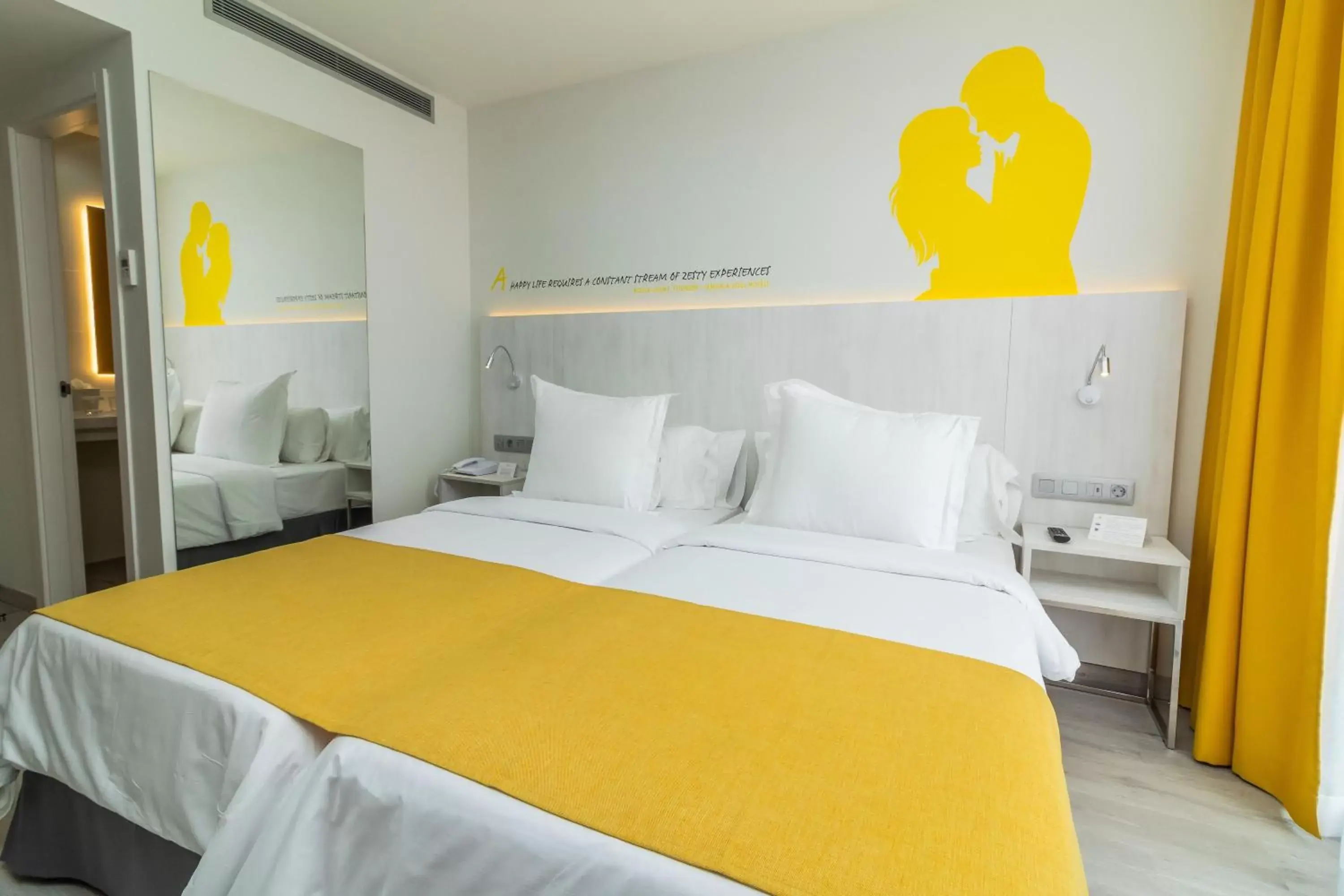 Photo of the whole room, Bed in Lemon & Soul Las Palmas