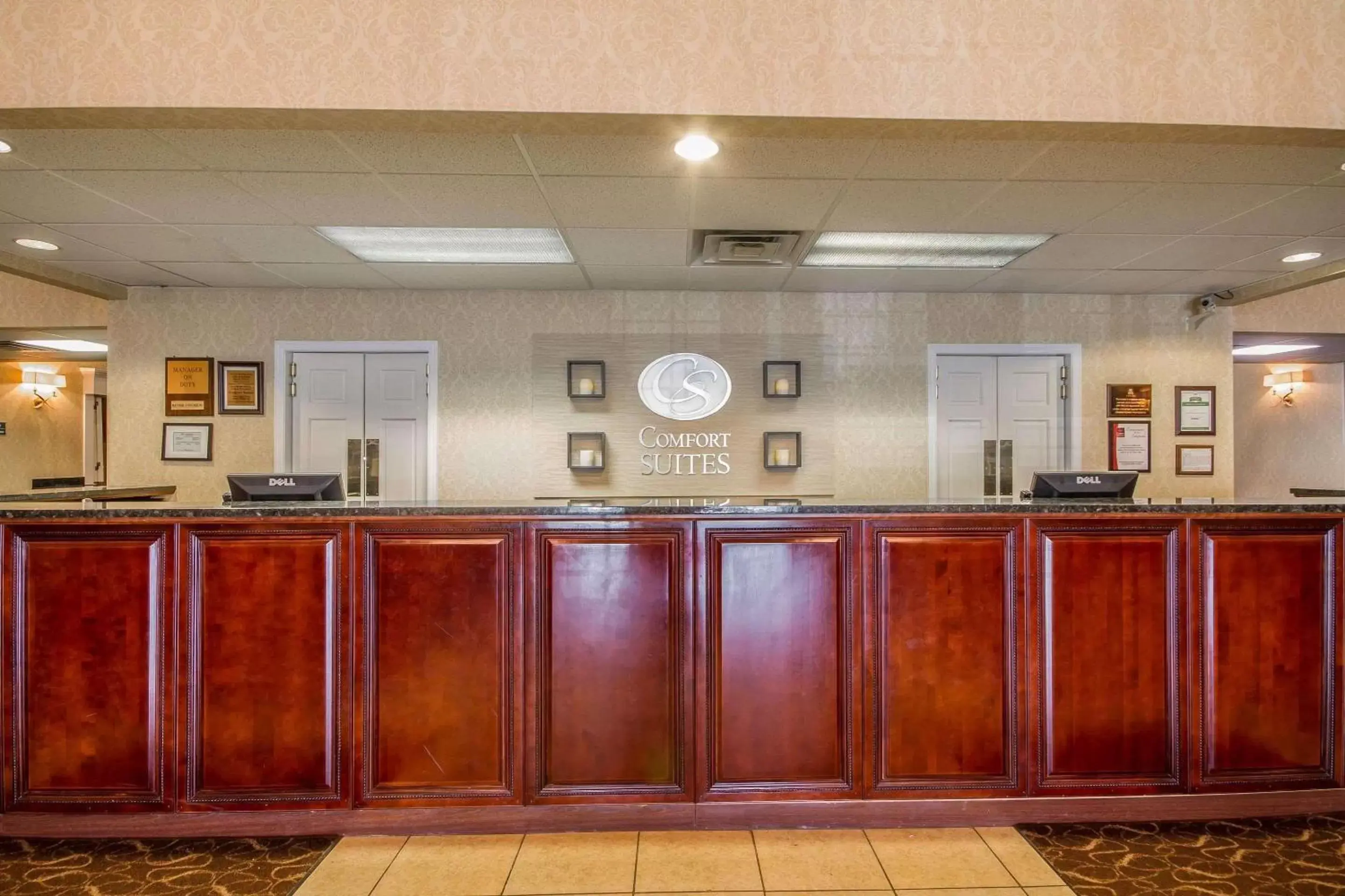 Lobby or reception, Lobby/Reception in Comfort Suites Appleton Airport