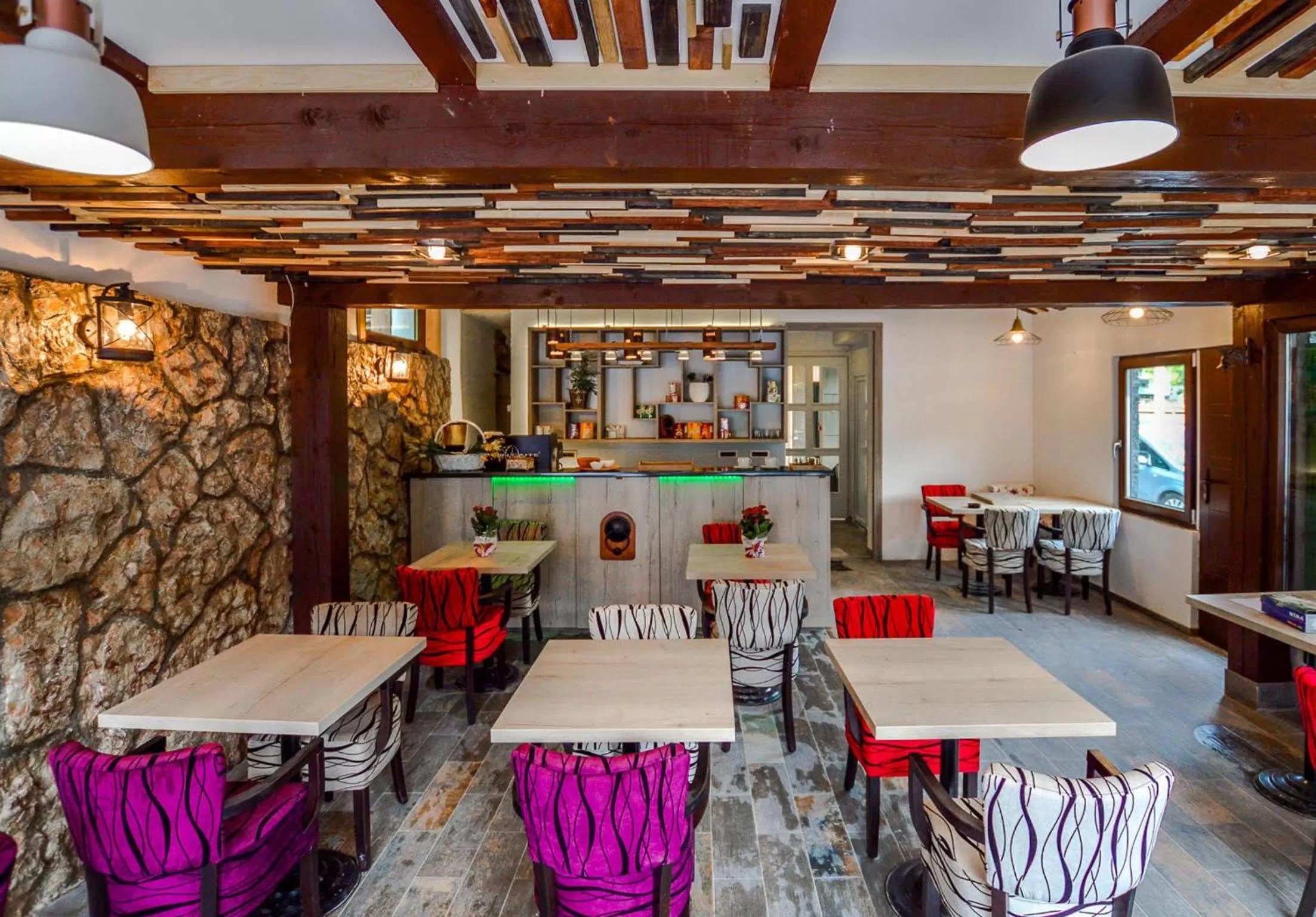 Restaurant/places to eat in Heritage Hotel Gate of Sarajevo