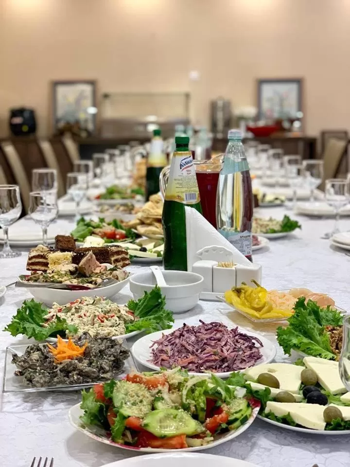 Food and drinks in Hotel Patriot