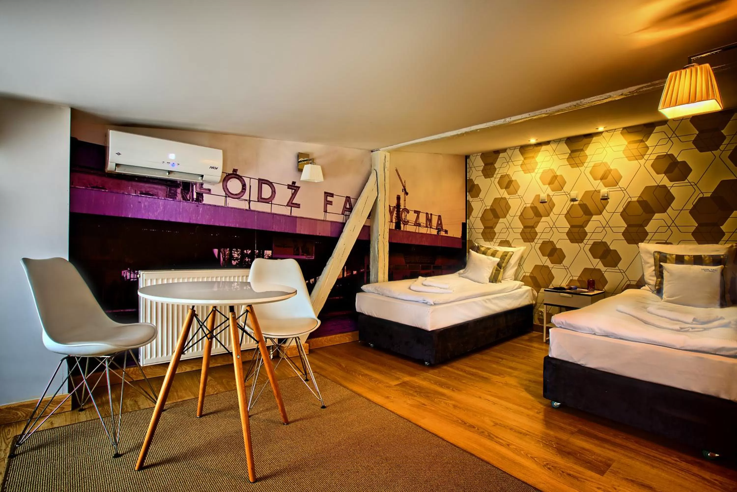 Economy Attic Studio in Stare Kino Cinema Residence