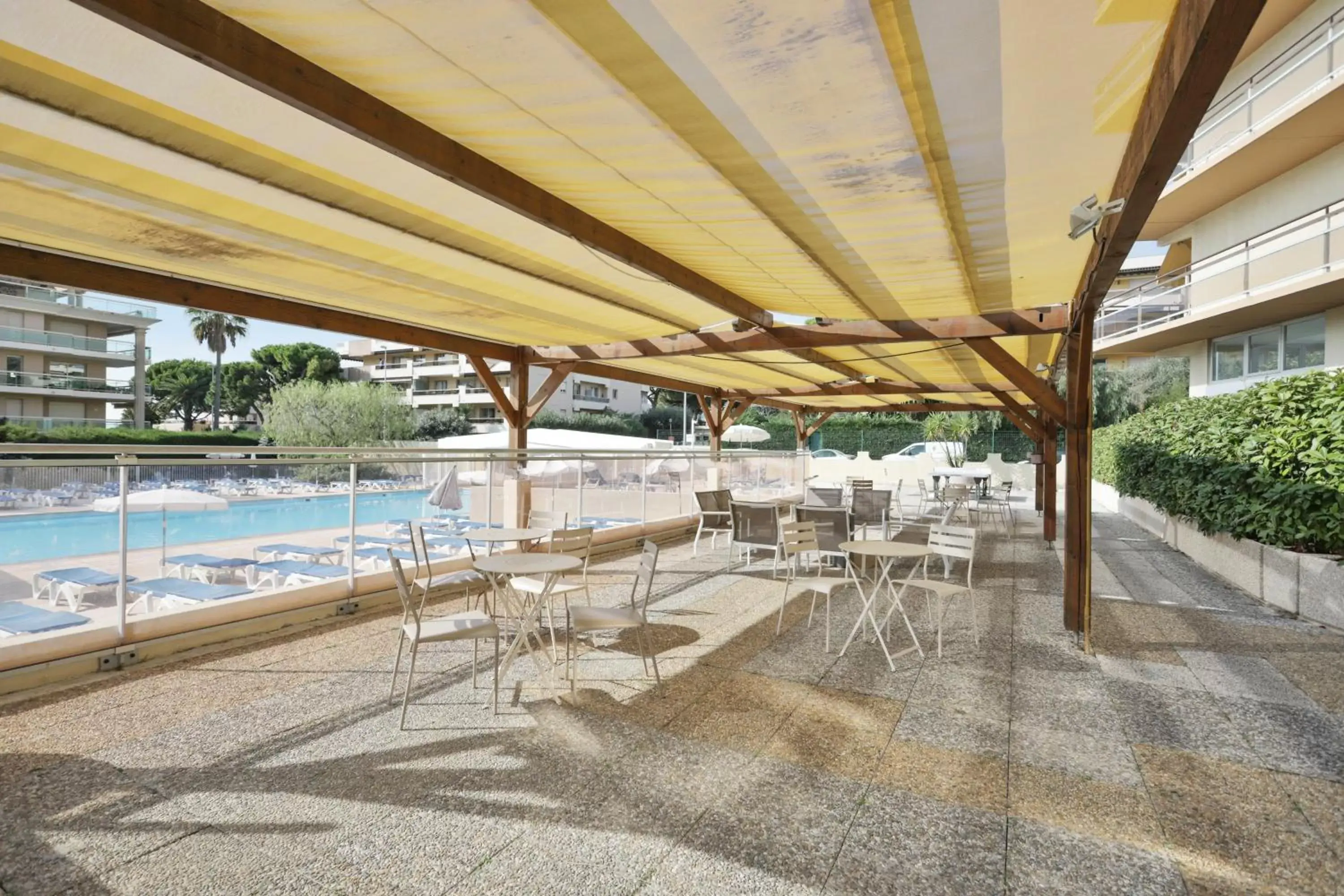Swimming pool in Résidence Pierre & Vacances Heliotel Marine Swimming pool in Résidence Pierre & Vacances Heliotel Marine