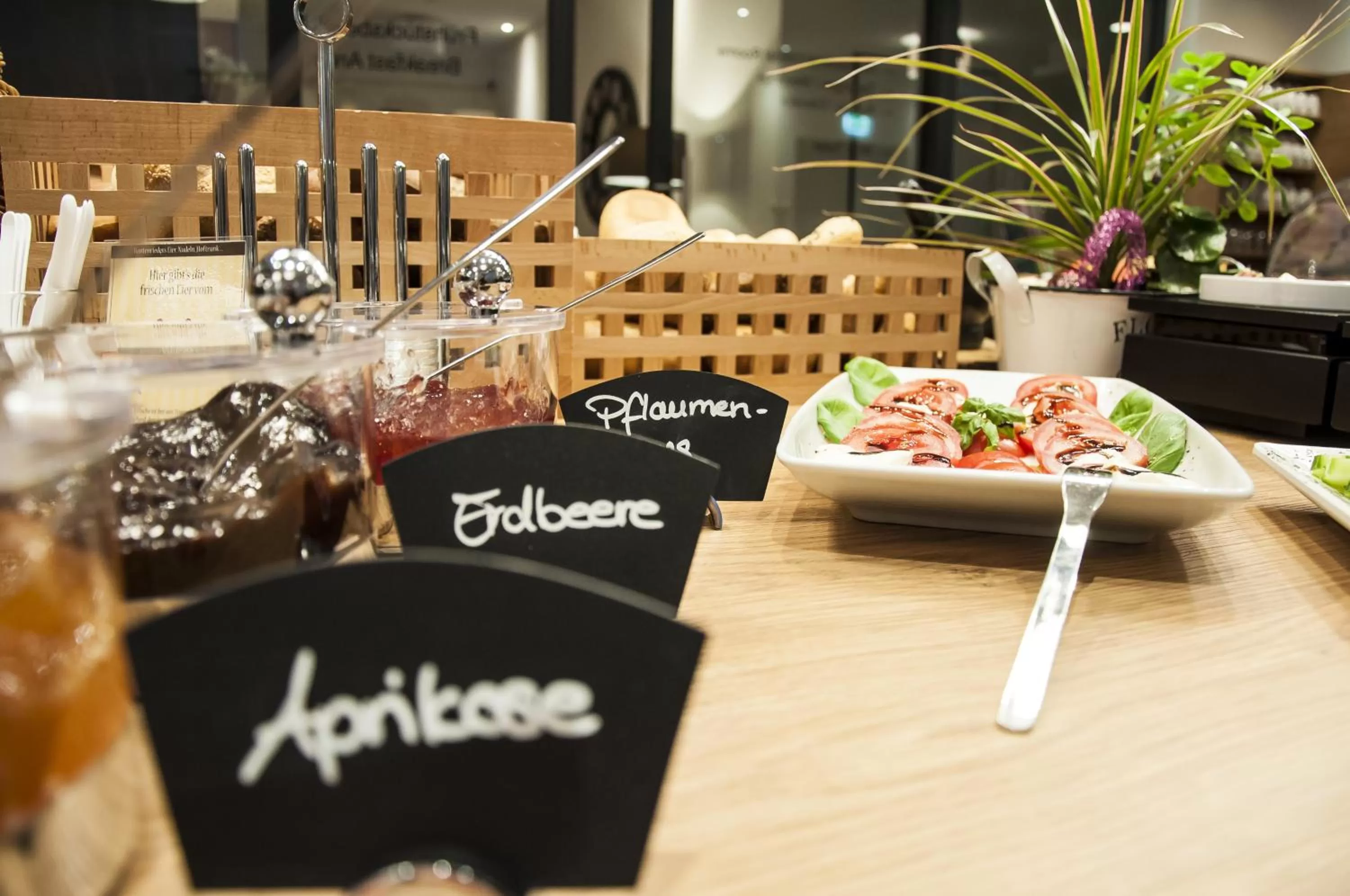 Food and drinks in Amaro Hotel