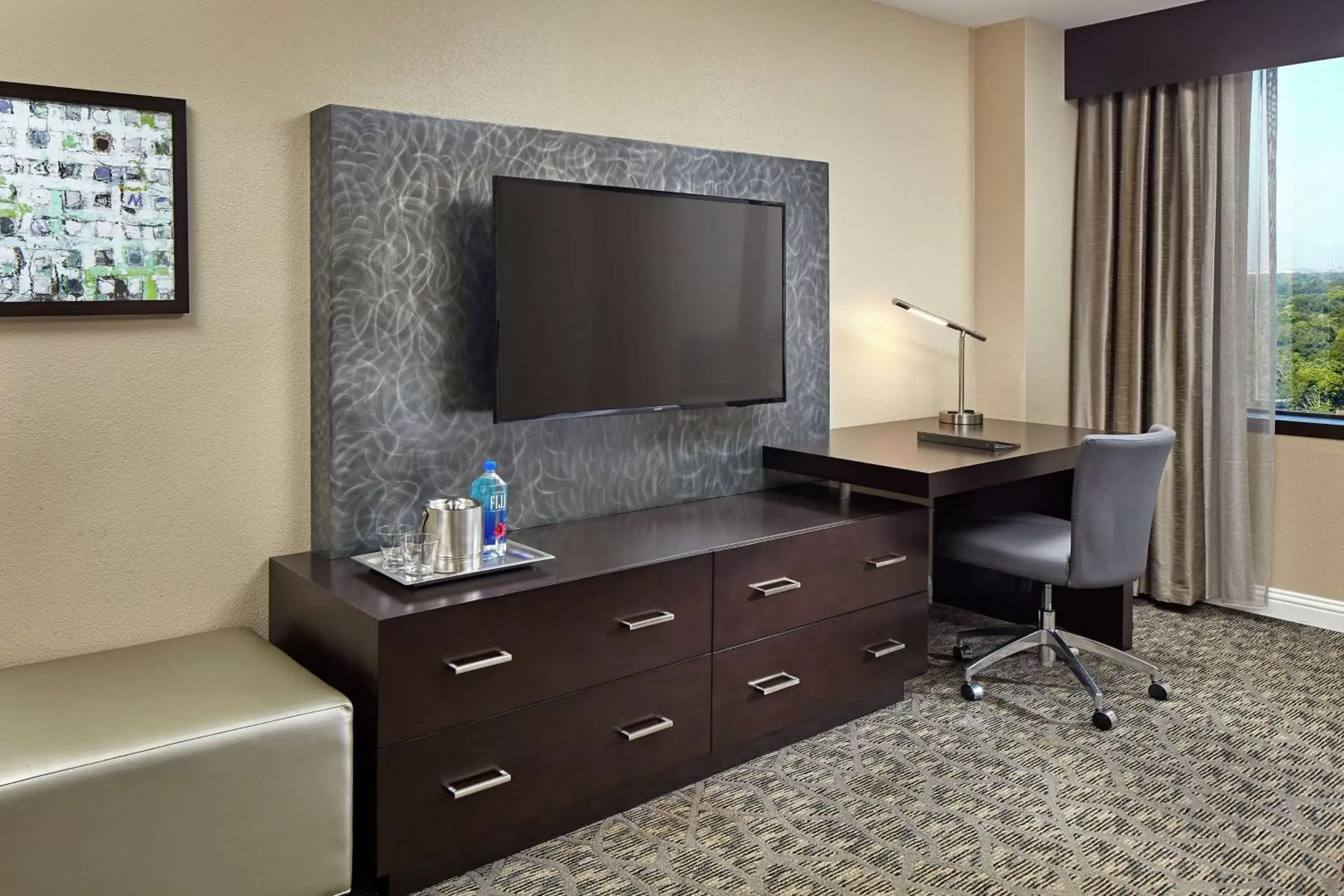 Bedroom in Hilton Houston Plaza/Medical Center Bedroom in Hilton Houston Plaza/Medical Center