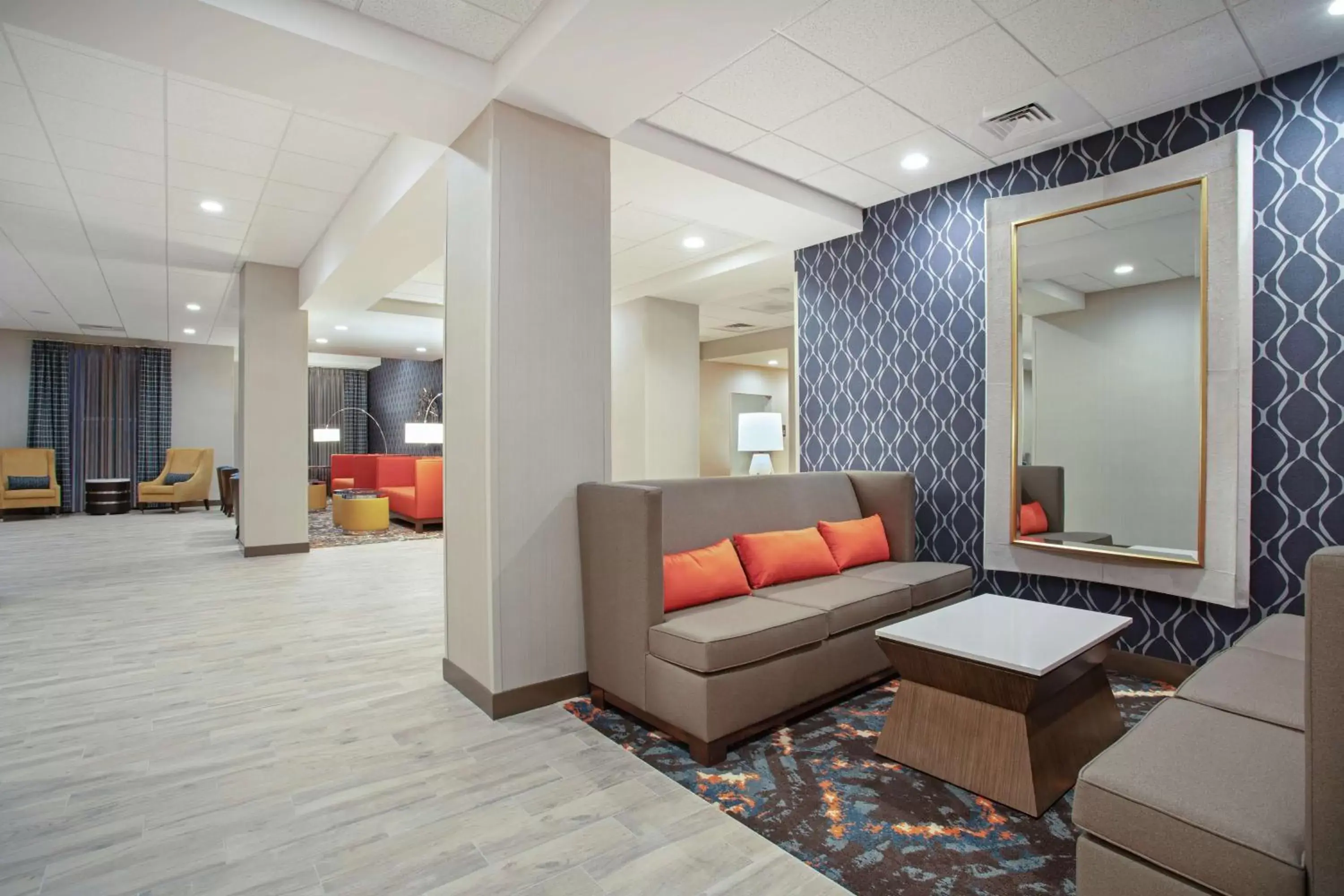 Lobby or reception, Seating Area in Hampton Inn And Suites Logan, Ut