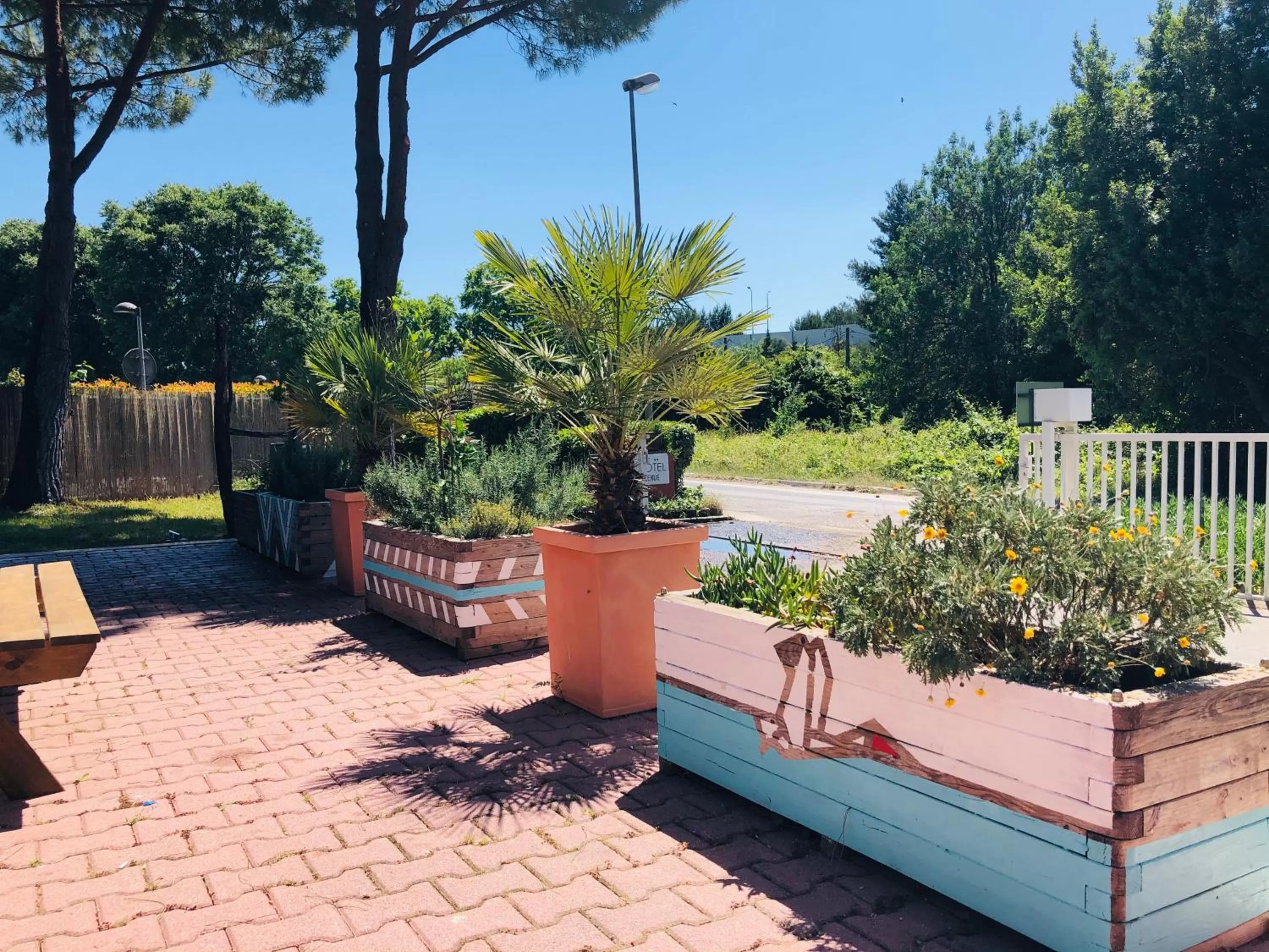 Balcony/Terrace in HALT HOTEL - Choisissez l'Hôtellerie Indépendante