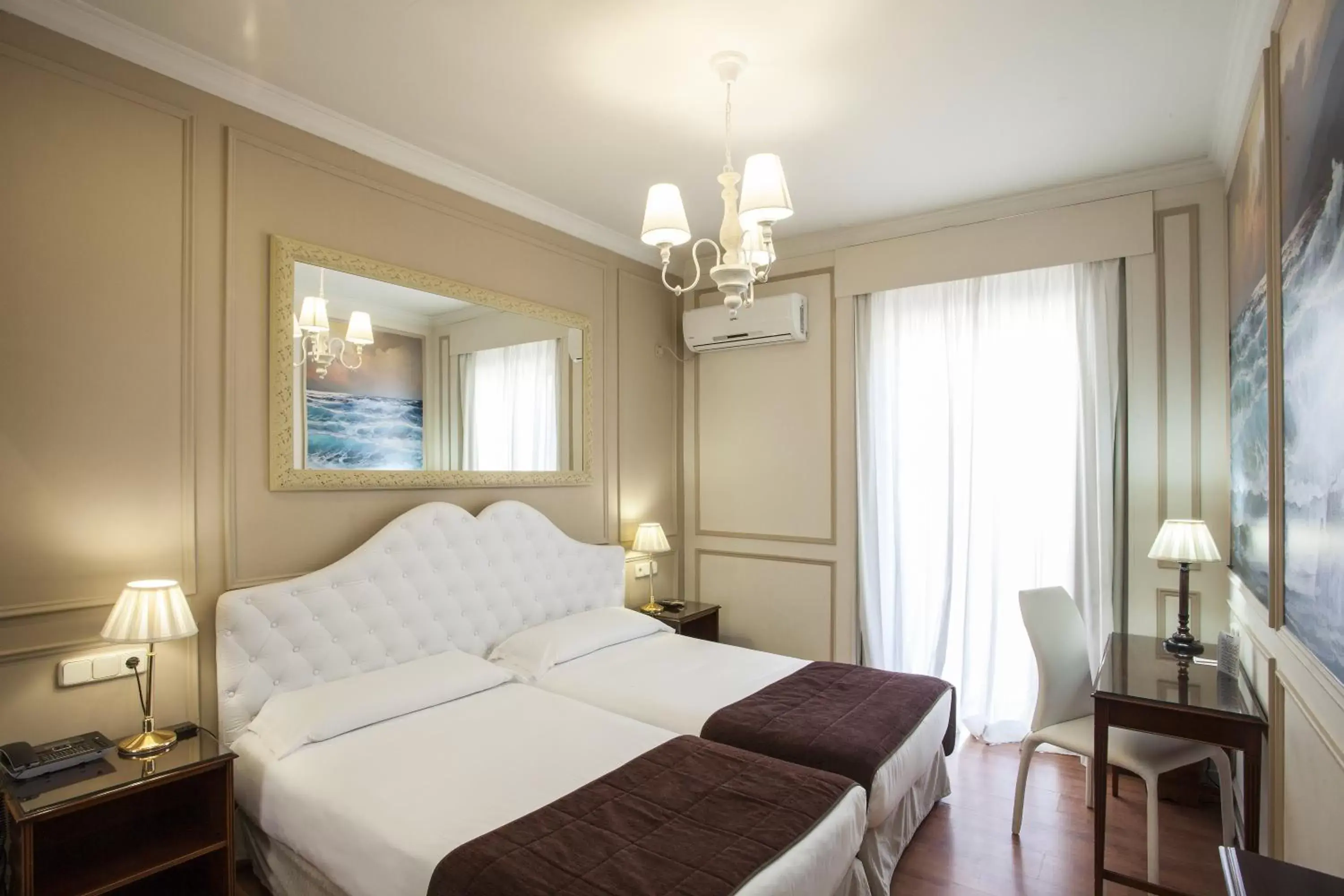 Twin Room in Casual de las Artes Valencia