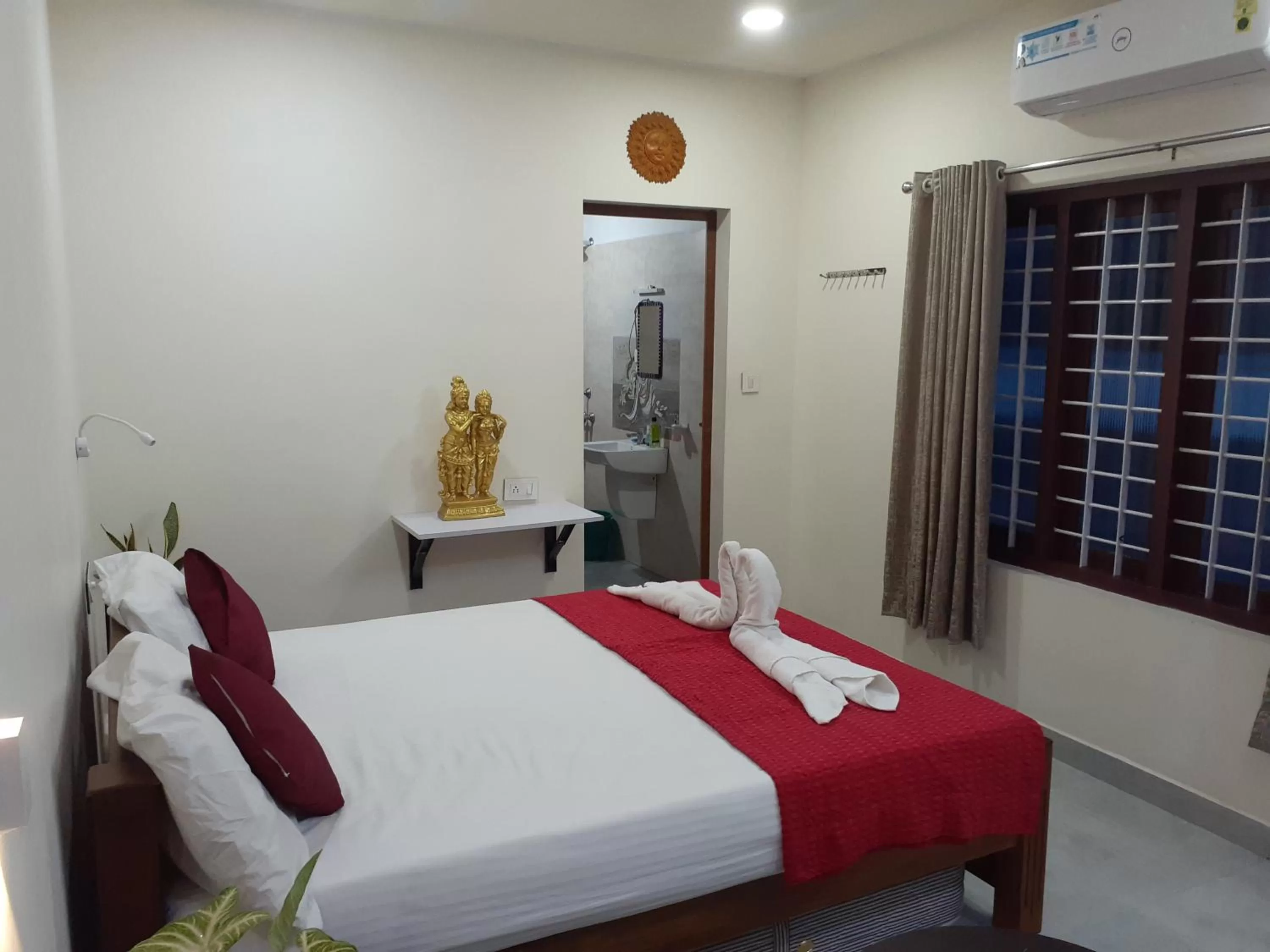 Bed in Nature Villa Kochi