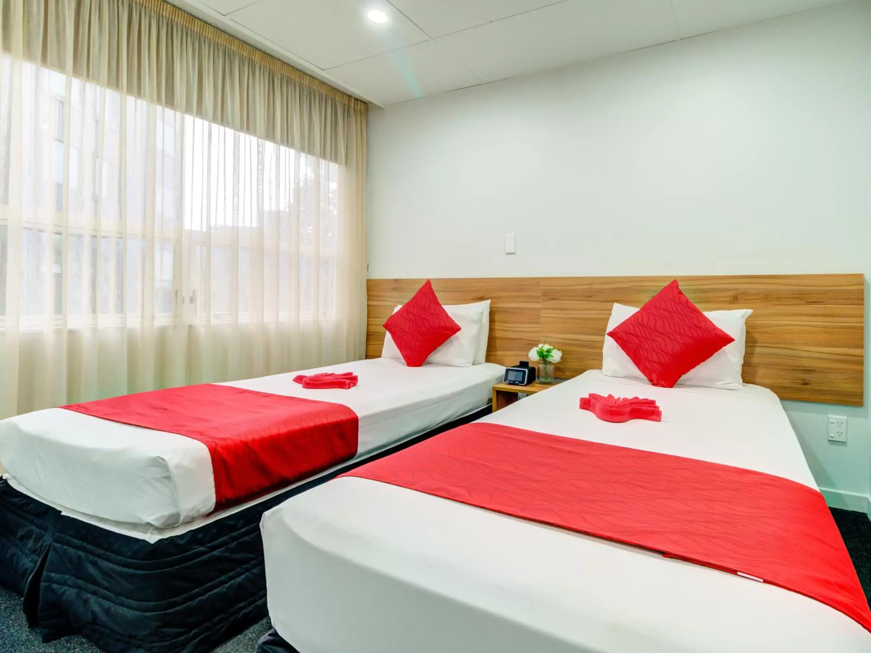 Bedroom, Bed in Ascotia Off Queen Bedroom, Bed in Ascotia Off Queen