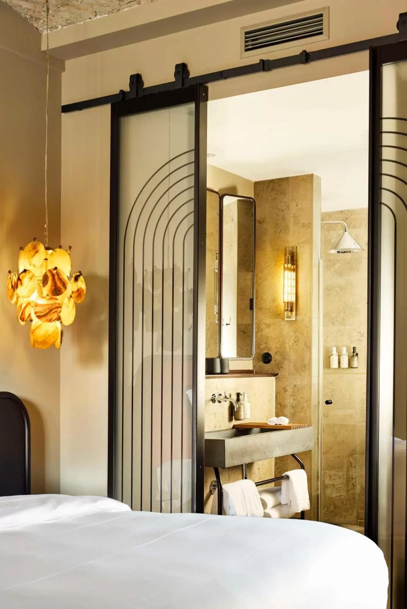 Double Room in Telegraphenamt Double Room in Telegraphenamt