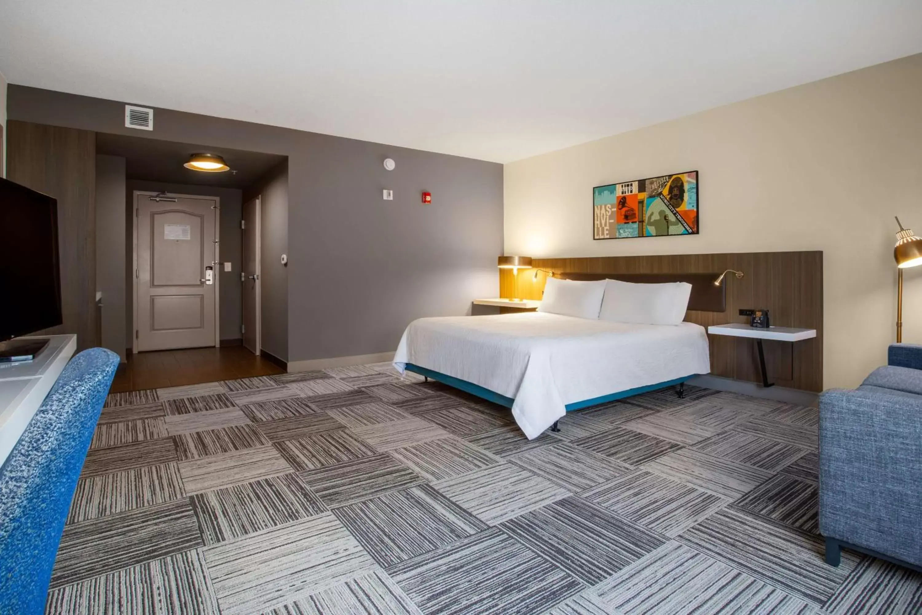 Bed in Hilton Garden Inn Nashville Smyrna