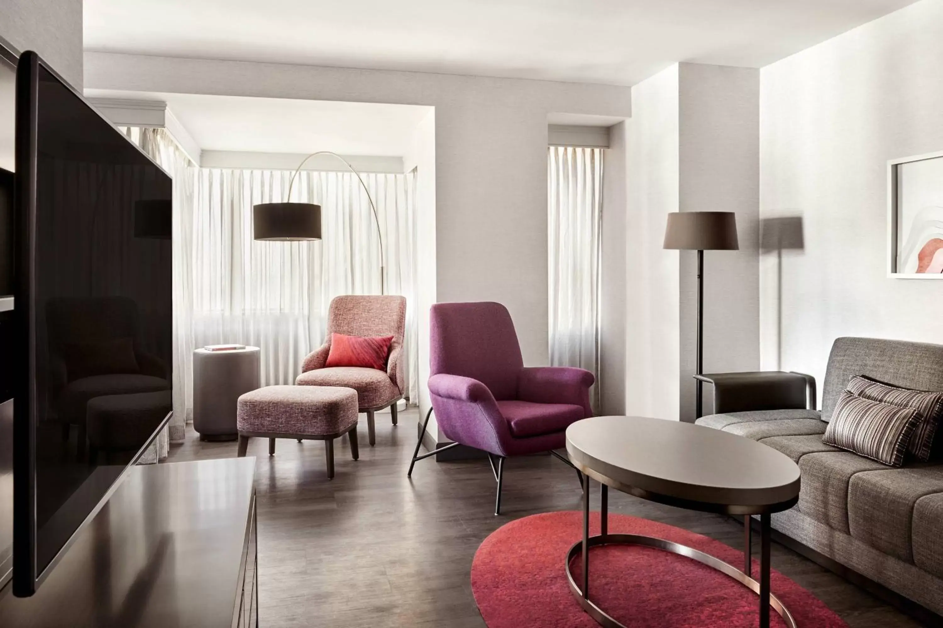 Living room, Seating Area in San Francisco Marriott Marquis Union Square