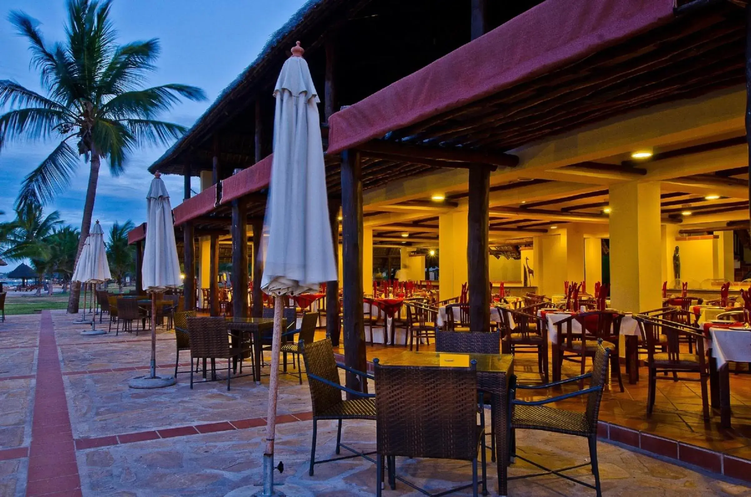 Restaurant/places to eat in White Sands Hotel Restaurant/places to eat in White Sands Hotel