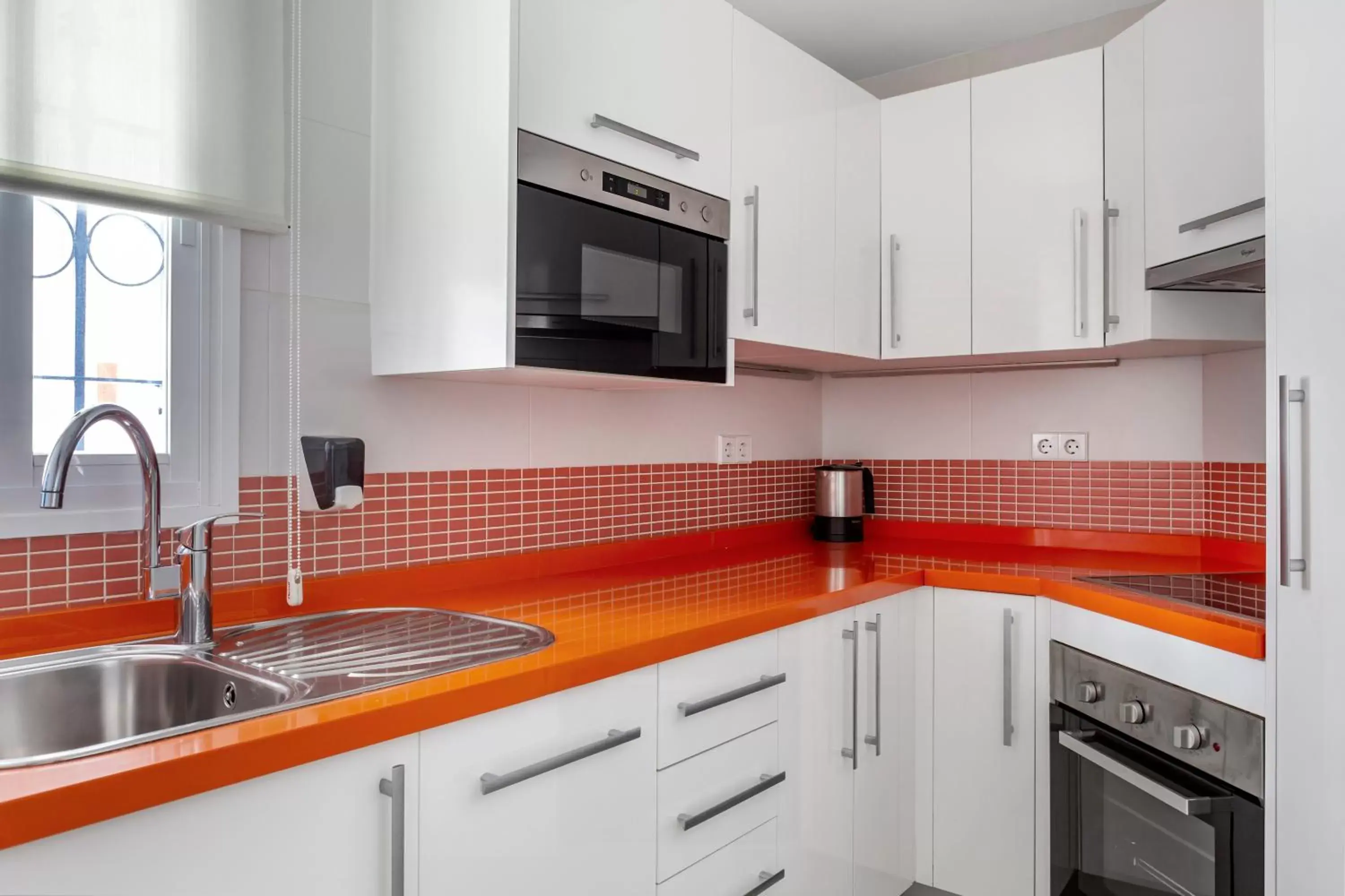 Kitchen or kitchenette, Kitchen/Kitchenette in Sahara Sunset