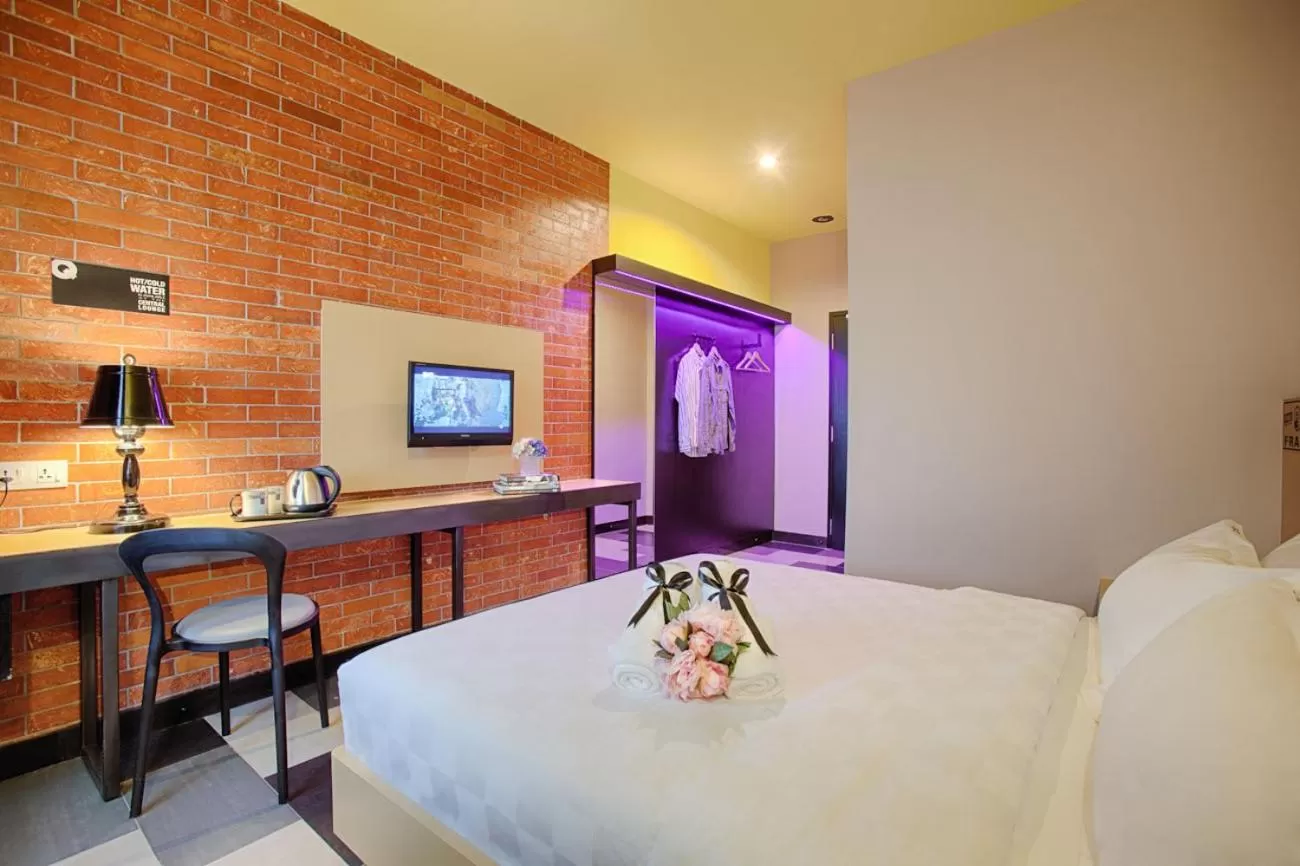 Bed in the youniQ Hotel, Kuala Lumpur International Airport