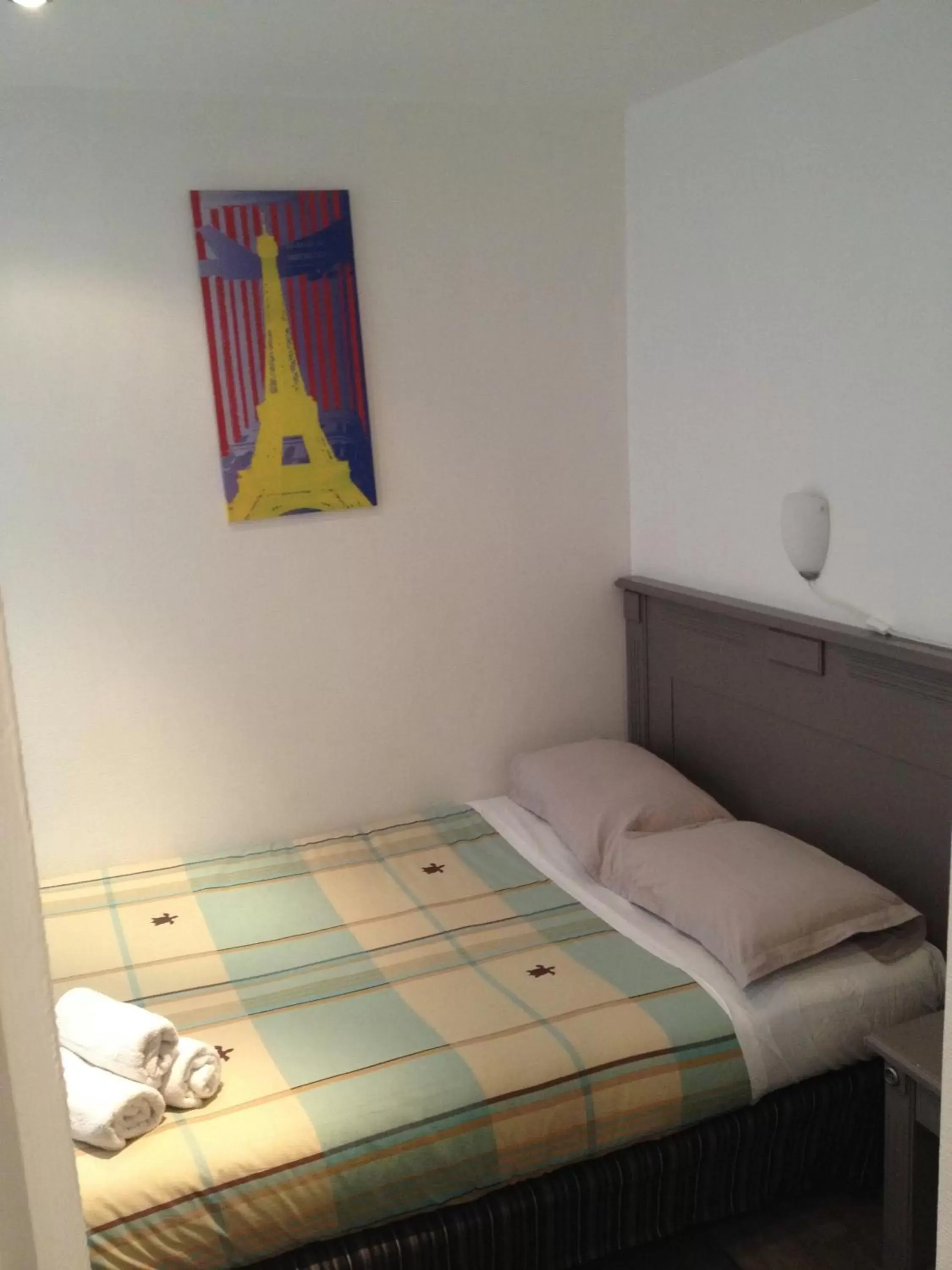 Bed in Hôtel de l'Europe