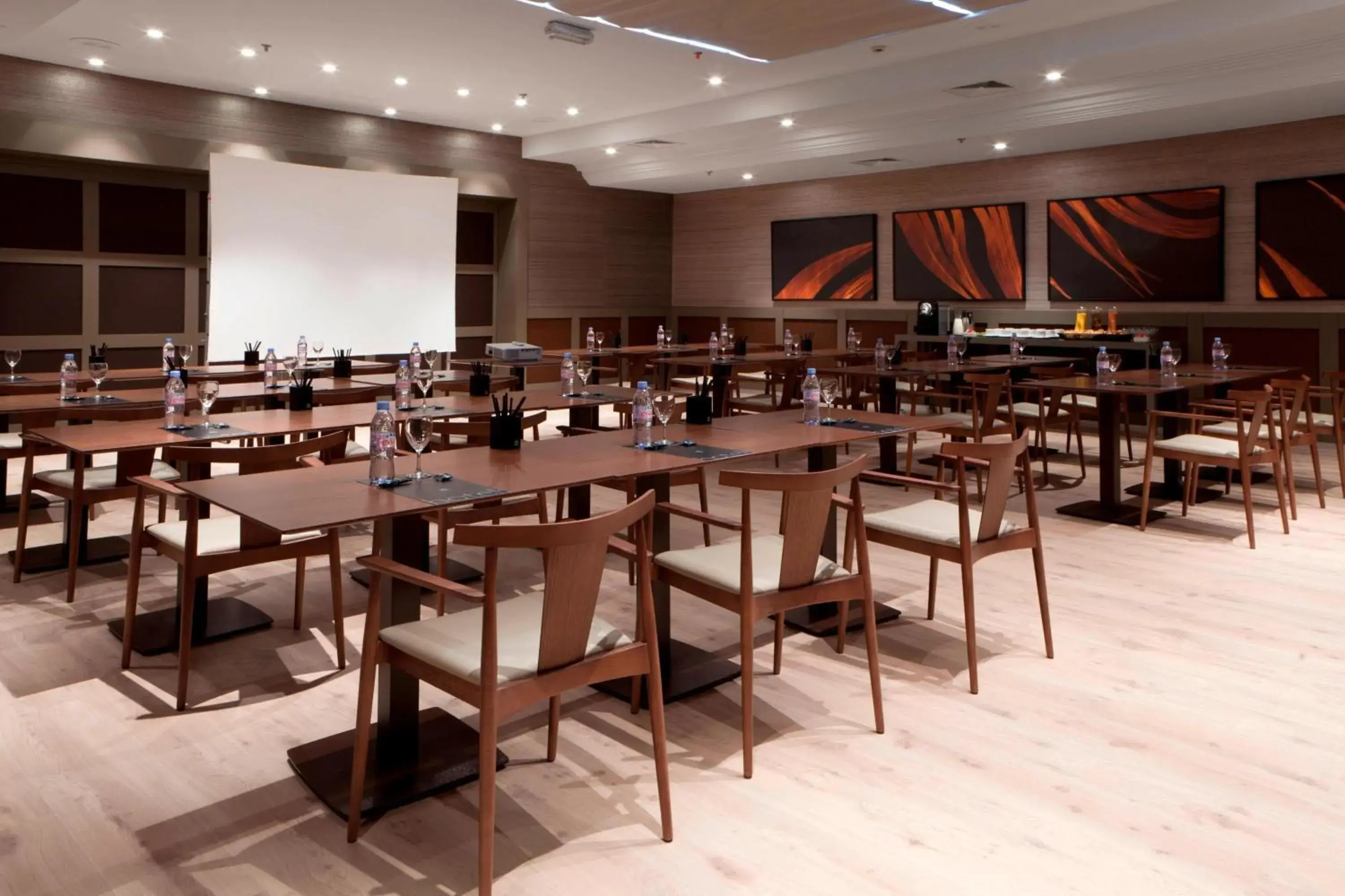 Meeting/conference room, Restaurant/Places to Eat in AC Hotel by Marriott Nice