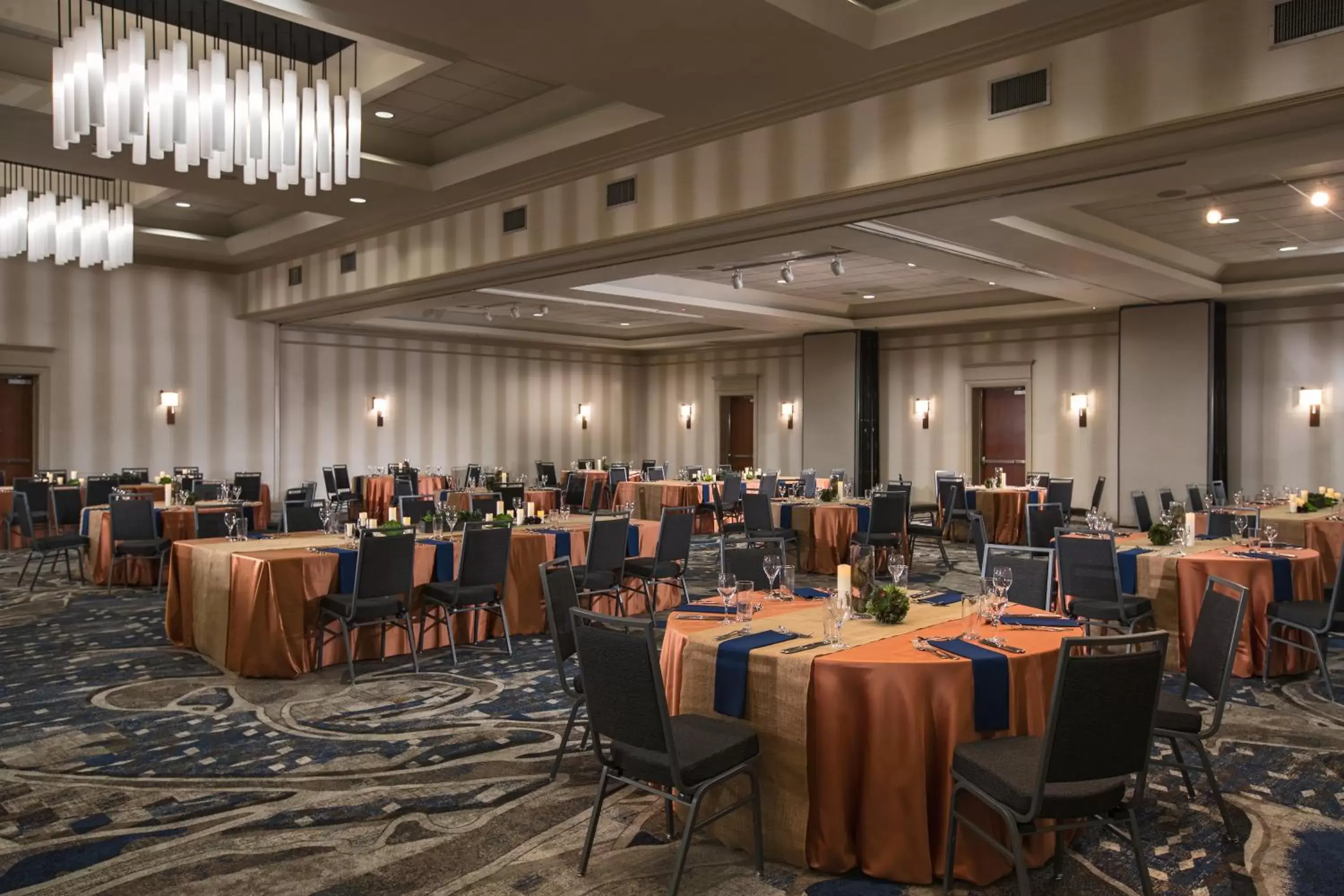 Banquet/Function facilities, Restaurant/Places to Eat in Sonesta Nashville Airport