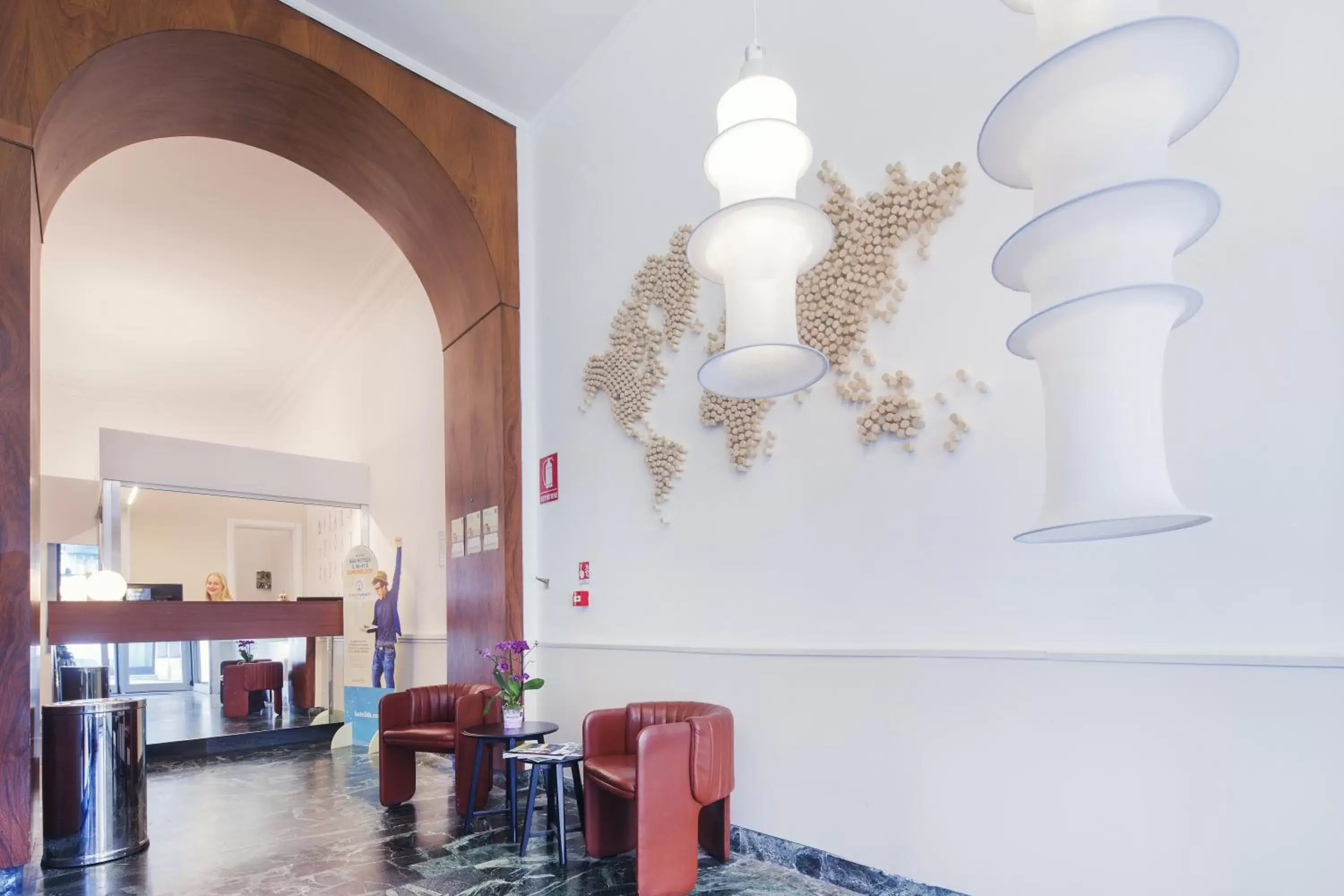 Facade/entrance, Dining Area in B&B Hotel Trieste