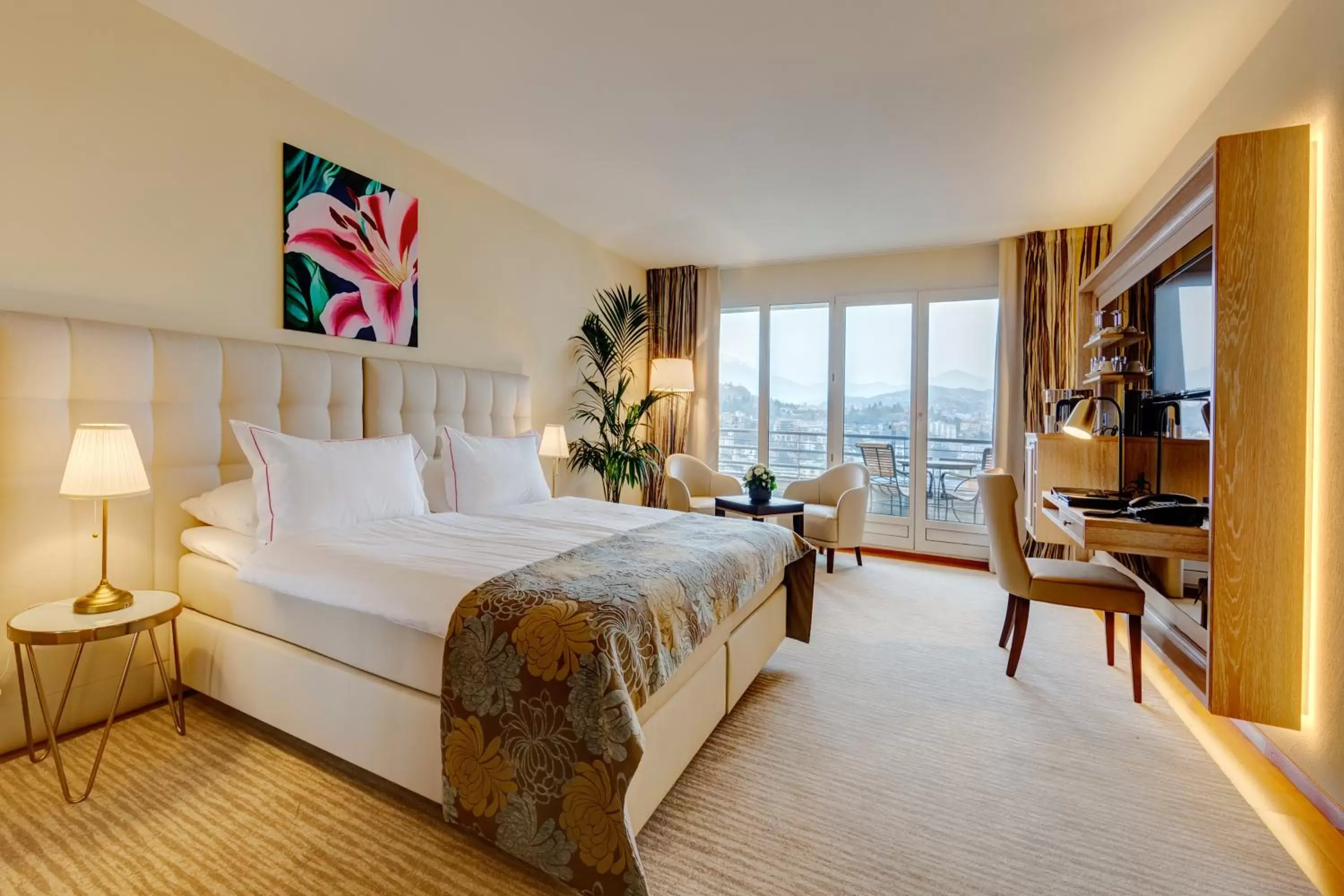 Photo of the whole room, Bed in Suitenhotel Parco Paradiso Photo of the whole room, Bed in Suitenhotel Parco Paradiso