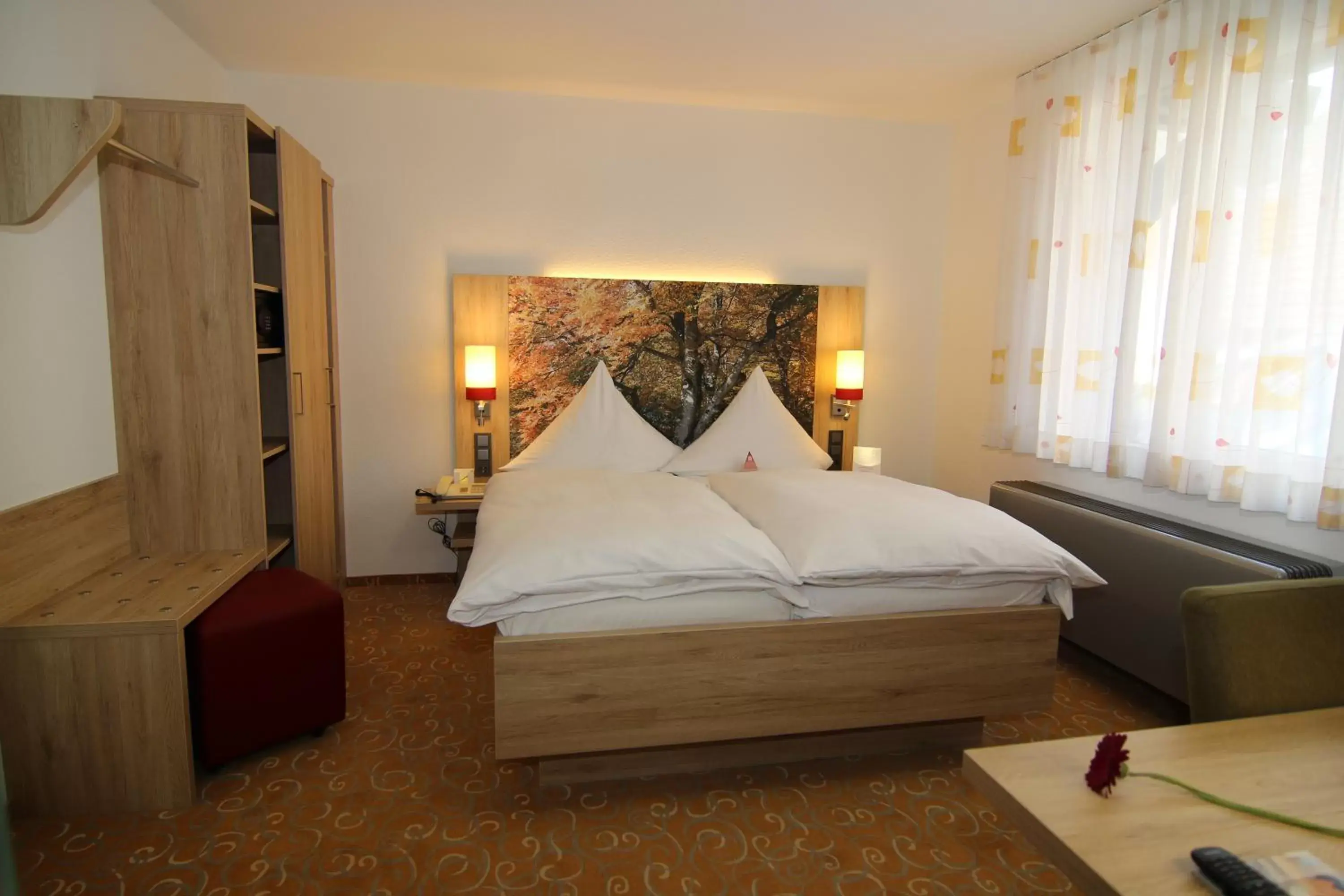 Photo of the whole room, Bed in Ringhotel Gasthof Hasen