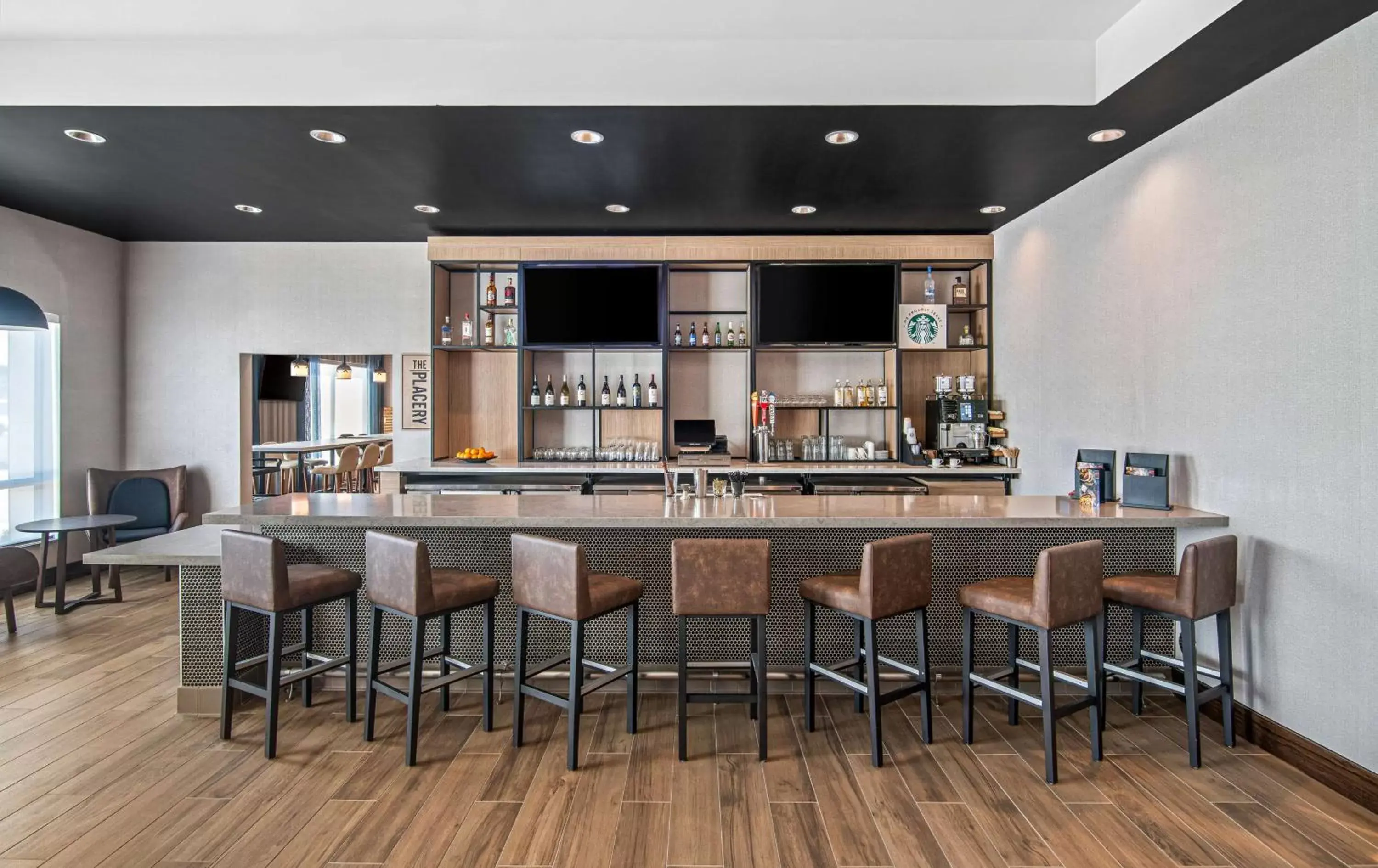 Restaurant/places to eat, Lounge/Bar in Hyatt Place Newark-Silicon Valley