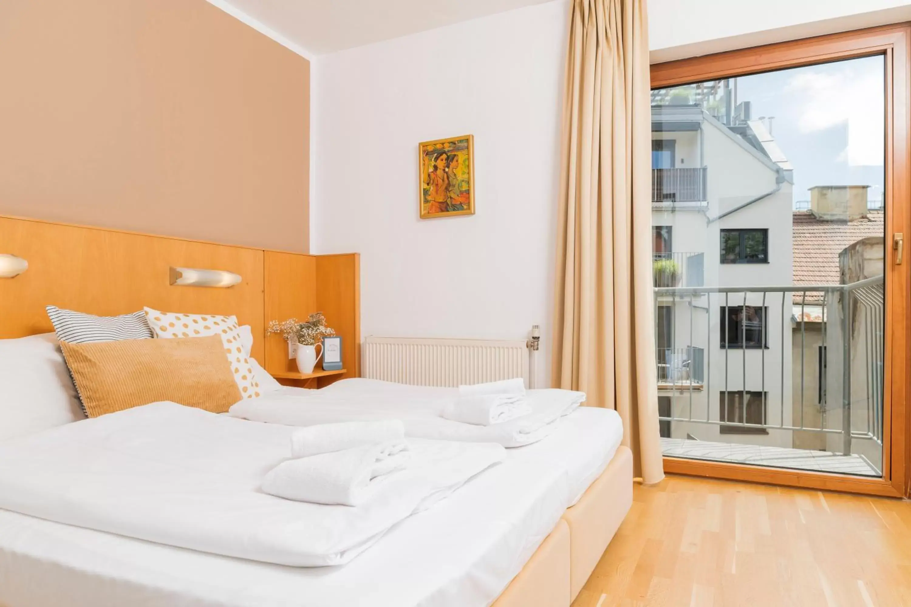 Bedroom, Bed in Art Hotel Vienna