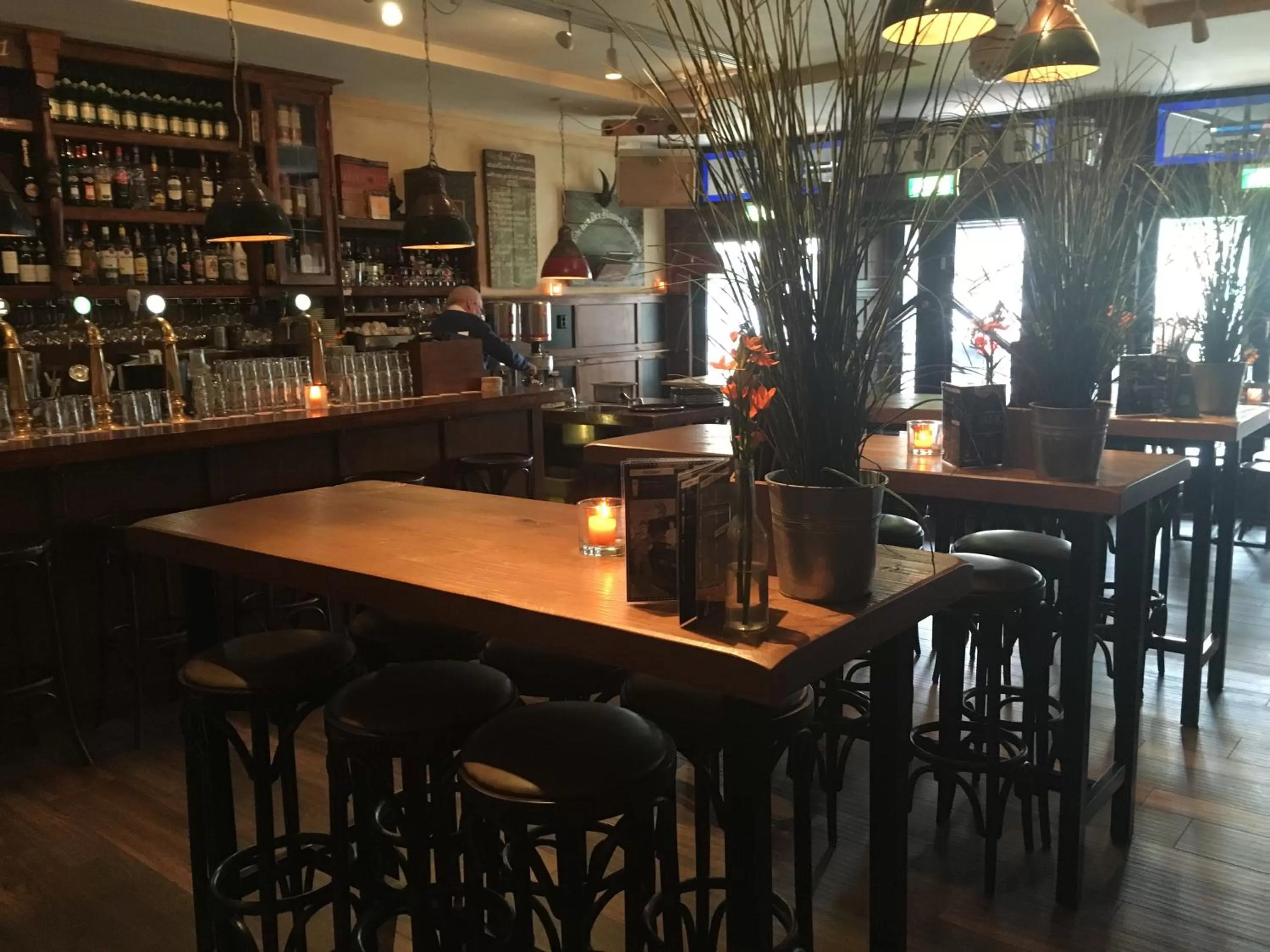 Restaurant/places to eat in Beach Hotel Katwijk