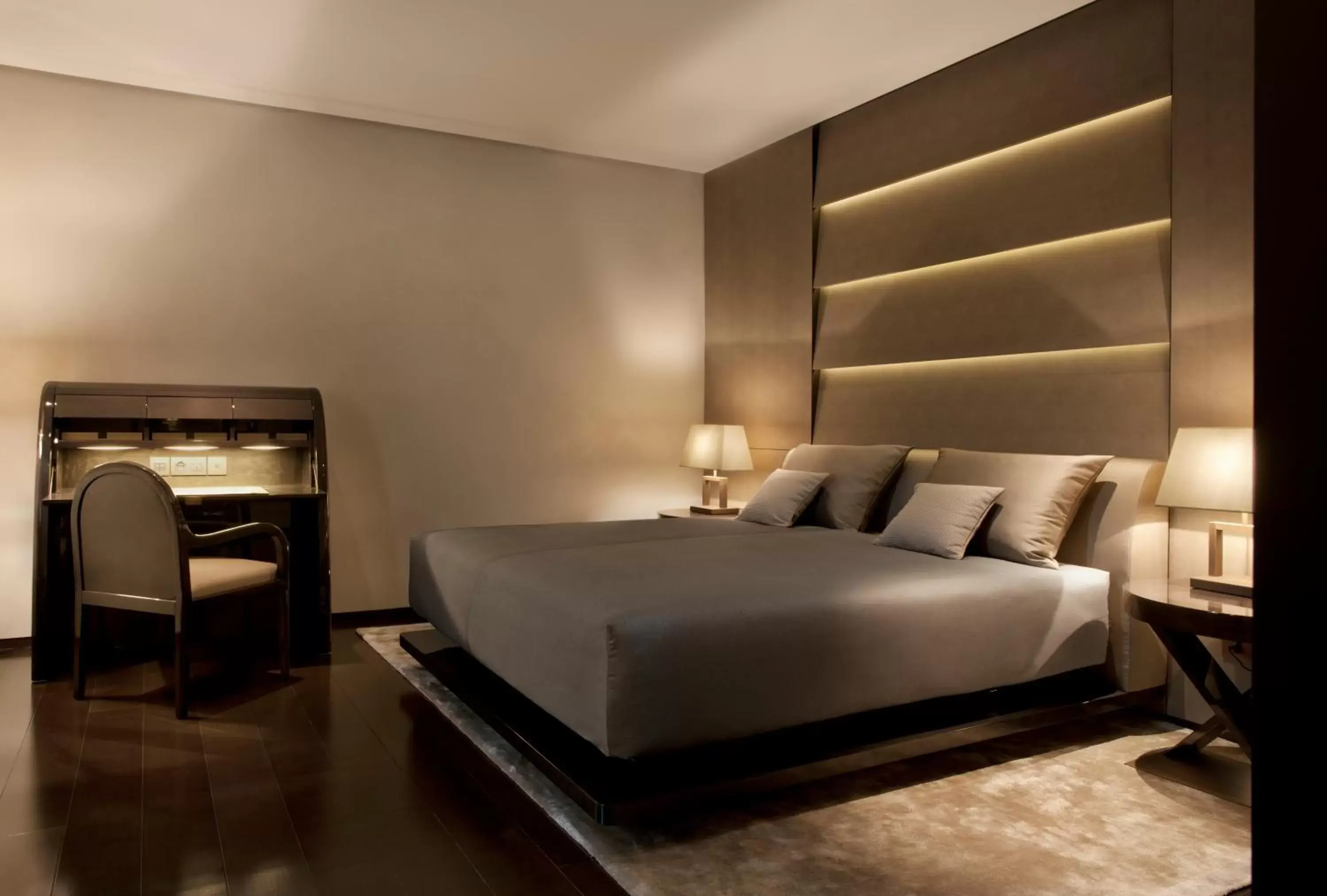 Deluxe Double Room in Armani Hotel Milano