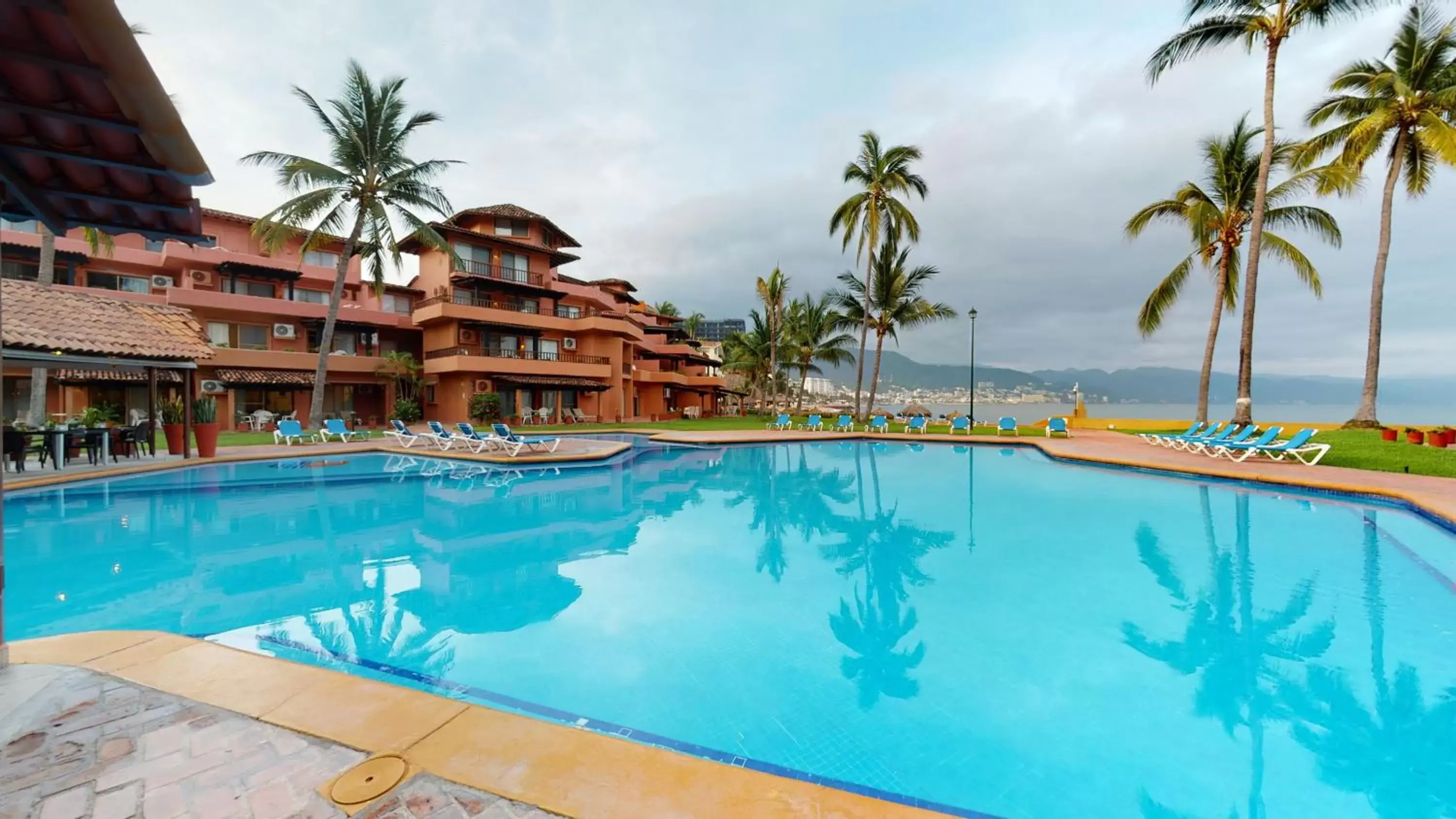 Property building, Swimming Pool in Park Royal Homestay Los Tules Puerto Vallarta