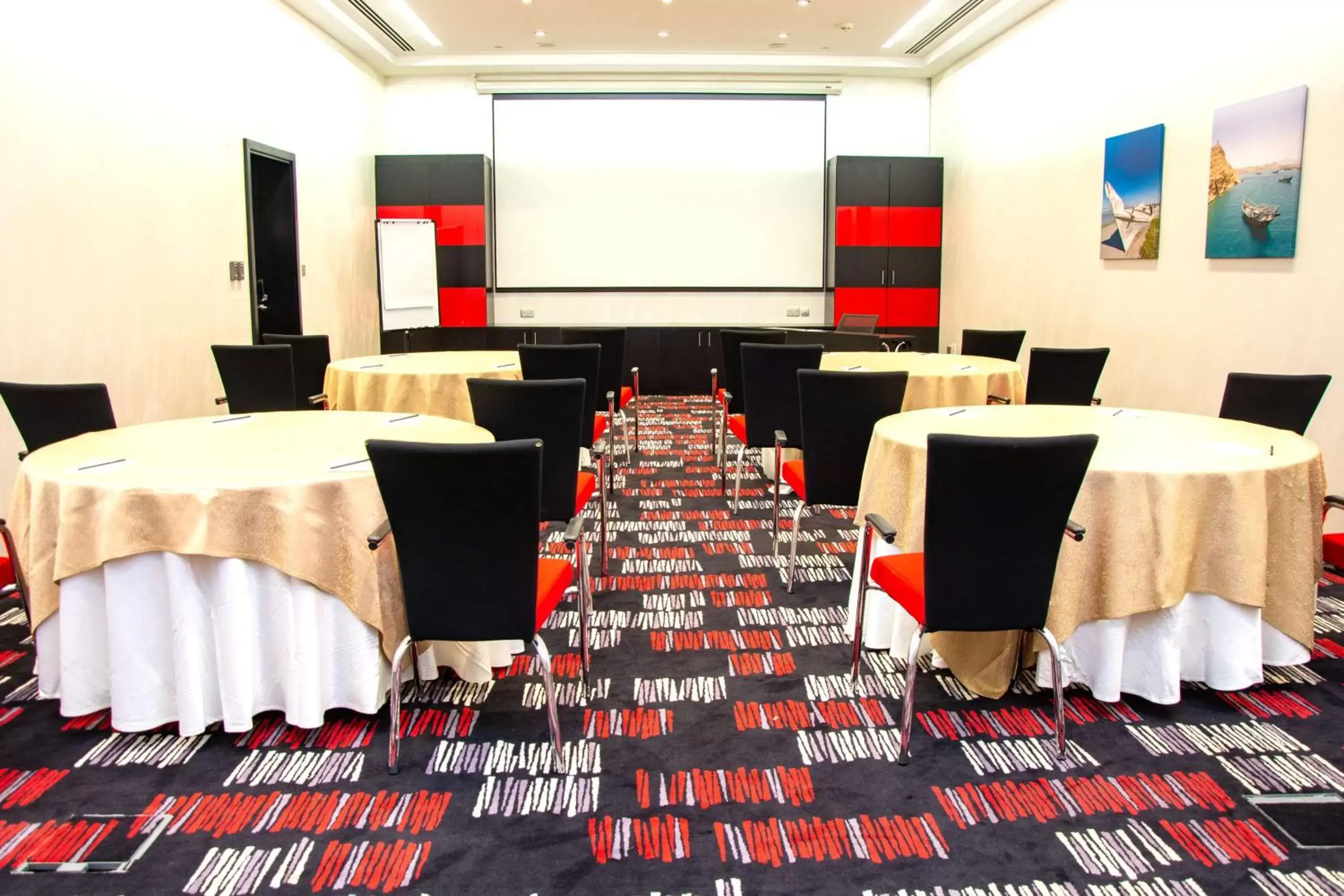 Meeting/conference room in Radisson Blu Hotel Sohar