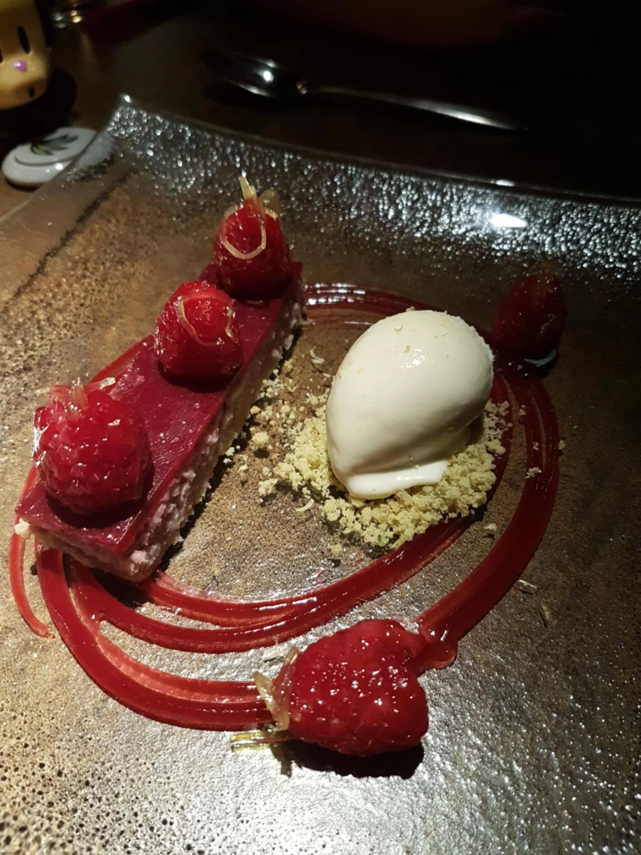 Food and drinks in The Diplomat Hotel Restaurant & Spa