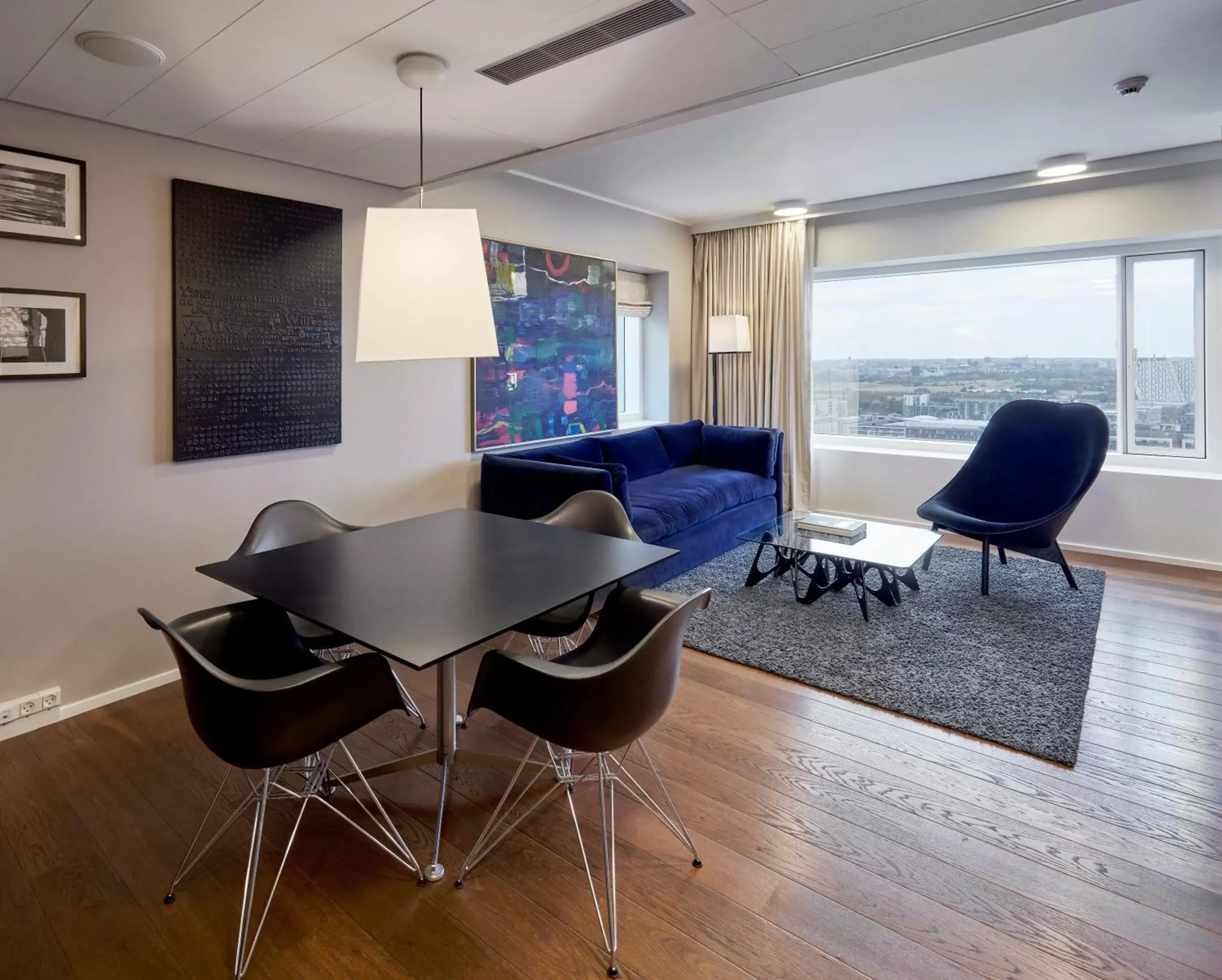 Photo of the whole room, Dining Area in Crowne Plaza Copenhagen Towers, an IHG Hotel