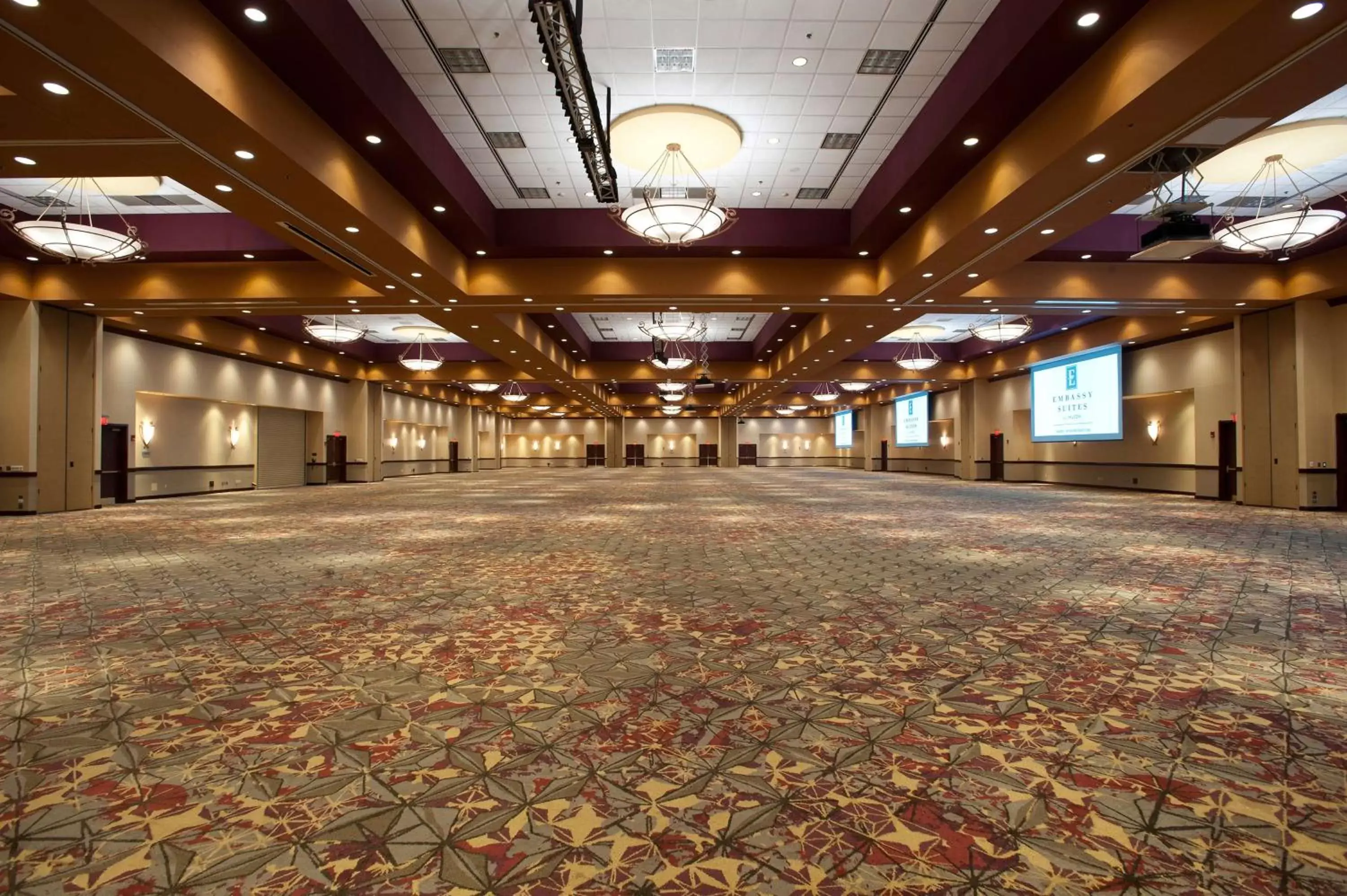 Meeting/conference room in Embassy Suites by Hilton Charlotte Concord Golf Resort & Spa